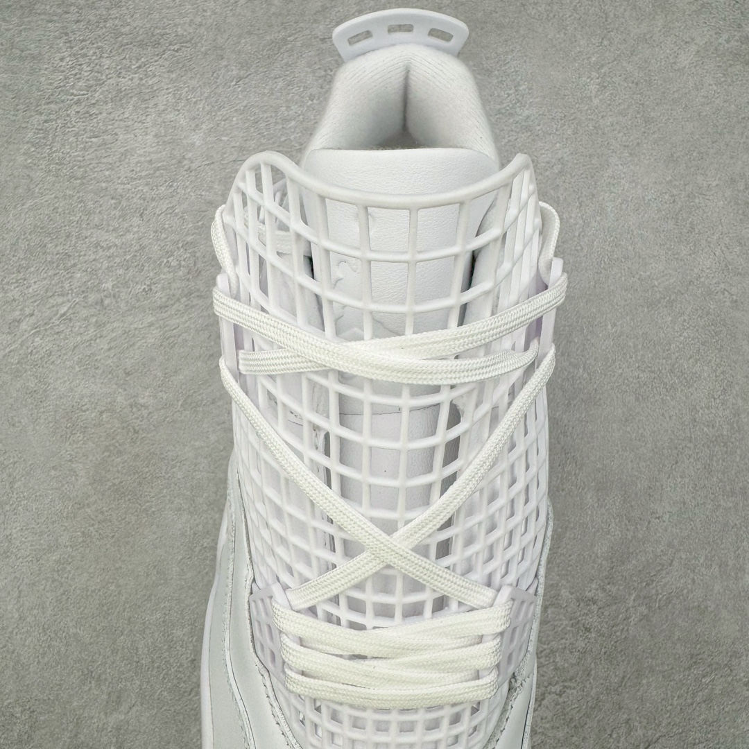 图片[5]-Air Jordan AJ4 NET FN7251-107 采用全新的全白色皮革为基底，重塑经典鞋型的轮廓。值得注意的是，在鞋舌周围融入延展网状设计，这一创新细节不仅是对 Air Jordan 系列经典元素的致敬，更通过 “ 网 ” 这一独特元素，为传统设计注入了现代感。鞋底采用坚韧耐用的橡胶材质，保证了穿着的稳定性与耐磨性。鞋跟内置缓冲空气装置，为穿着者带来更加舒适与稳定的支撑体验。而金属金色飞人吊牌，为整双鞋增添了奢华与高贵的质感。尺码：36 36.5 37.5 38 38.5 39 40 40.5 41 42 42.5 43 44 44.5 45 46 47.5-选品中心