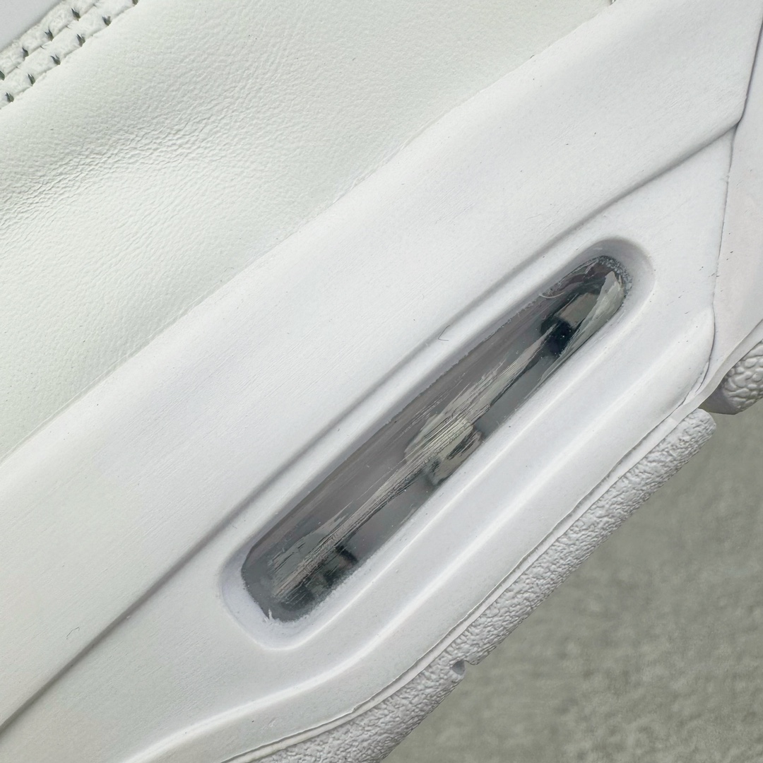 图片[15]-Air Jordan AJ4 NET FN7251-107 采用全新的全白色皮革为基底，重塑经典鞋型的轮廓。值得注意的是，在鞋舌周围融入延展网状设计，这一创新细节不仅是对 Air Jordan 系列经典元素的致敬，更通过 “ 网 ” 这一独特元素，为传统设计注入了现代感。鞋底采用坚韧耐用的橡胶材质，保证了穿着的稳定性与耐磨性。鞋跟内置缓冲空气装置，为穿着者带来更加舒适与稳定的支撑体验。而金属金色飞人吊牌，为整双鞋增添了奢华与高贵的质感。尺码：36 36.5 37.5 38 38.5 39 40 40.5 41 42 42.5 43 44 44.5 45 46 47.5-选品中心