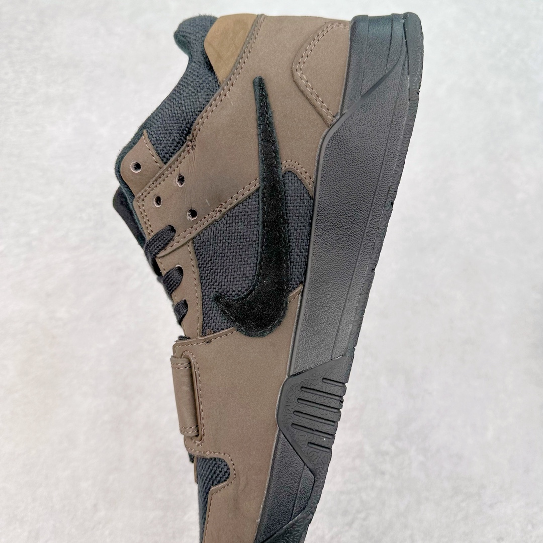 图片[7]-Travis Scott x Jordan AJ Cut The Check TS倒钩联名魔术贴篮球鞋 FZ8117-204 配色方面采用黑色为底 搭配棕色框架呈现 完美还原了初代倒钩的配色设计 细节方面 标志性的反钩Swoosh采用黑色点缀 鞋面还带有特殊的魔术贴细节 此外在鞋舌、后跟部分均带有Cactus Jack厂牌Logo 彰显鞋款特殊身份 尺码：36 36.5 37.5 38 38.5 39 40 40.5 41 42 42.5 43 44 44.5 45 46-选品中心