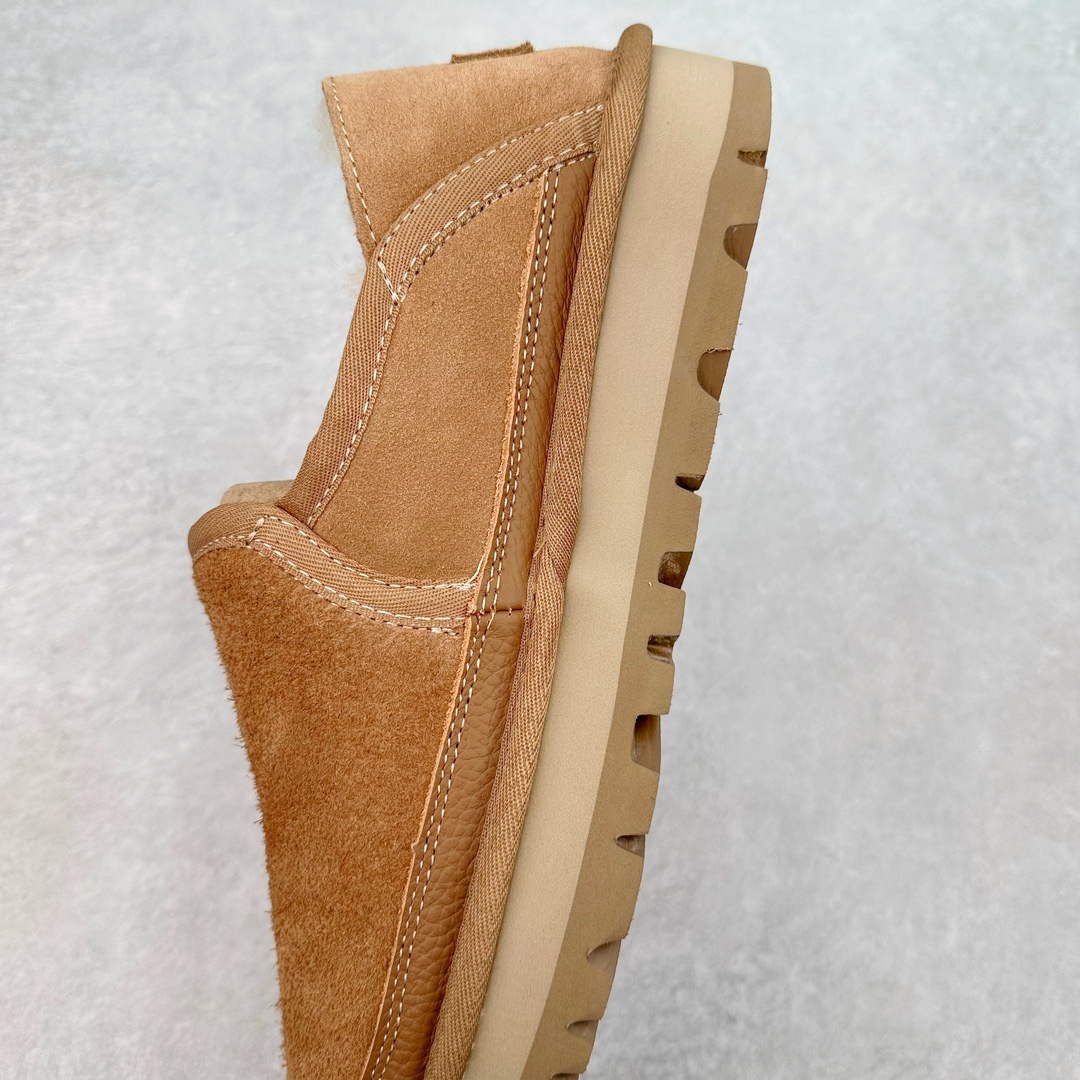 图片[7]-＃K版 UGG 8354经典秋冬羊皮毛一体雪地靴 私人订单价格匠心定位 桑坡八年大厂直供 拒绝高利润 区别杀猪版本 隆丰A级澳洲进口羊皮毛一体 完全遵循ZP工艺流程 代工厂原厂版师 秉承无原鞋不开发选择 注重每一处细节 市面最正版型 TREADLITE\\\”轻翼\\\”科技外底 轻便/耐用/柔韧/桩型【售后郑重承诺】一个月内若出现重大脱胶/断底等质量问题 直接为您换新 翻毛皮鞋面 细腻亲肤再生聚酯纤维滚边 舒适易打理 保暖性佳 UGG plush™ 里衬和内底 茸软亲肤 舒适暖足 经典鞋型搭配轻盈厚底 稳稳拿捏秋冬出街时髦造型 Treadlite by UGG 轻翼大底 轻盈缓震 为双足减负 舒适轻便 助你轻松畅玩整天 尺码：35 36 37 38 39 40-选品中心