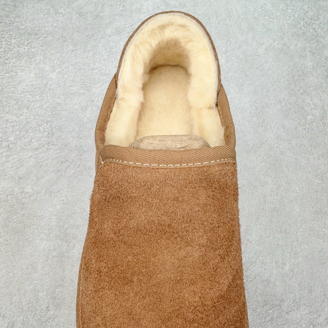 图片[5]-＃K版 UGG 8354经典秋冬羊皮毛一体雪地靴 私人订单价格匠心定位 桑坡八年大厂直供 拒绝高利润 区别杀猪版本 隆丰A级澳洲进口羊皮毛一体 完全遵循ZP工艺流程 代工厂原厂版师 秉承无原鞋不开发选择 注重每一处细节 市面最正版型 TREADLITE\\\”轻翼\\\”科技外底 轻便/耐用/柔韧/桩型【售后郑重承诺】一个月内若出现重大脱胶/断底等质量问题 直接为您换新 翻毛皮鞋面 细腻亲肤再生聚酯纤维滚边 舒适易打理 保暖性佳 UGG plush™ 里衬和内底 茸软亲肤 舒适暖足 经典鞋型搭配轻盈厚底 稳稳拿捏秋冬出街时髦造型 Treadlite by UGG 轻翼大底 轻盈缓震 为双足减负 舒适轻便 助你轻松畅玩整天 尺码：35 36 37 38 39 40-选品中心