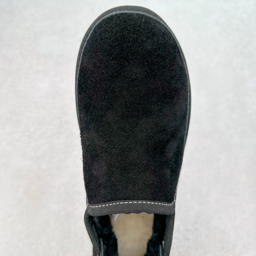 图片[4]-＃K版 UGG 8354经典秋冬羊皮毛一体雪地靴 私人订单价格匠心定位 桑坡八年大厂直供 拒绝高利润 区别杀猪版本 隆丰A级澳洲进口羊皮毛一体 完全遵循ZP工艺流程 代工厂原厂版师 秉承无原鞋不开发选择 注重每一处细节 市面最正版型 TREADLITE\\\”轻翼\\\”科技外底 轻便/耐用/柔韧/桩型【售后郑重承诺】一个月内若出现重大脱胶/断底等质量问题 直接为您换新 翻毛皮鞋面 细腻亲肤再生聚酯纤维滚边 舒适易打理 保暖性佳 UGG plush™ 里衬和内底 茸软亲肤 舒适暖足 经典鞋型搭配轻盈厚底 稳稳拿捏秋冬出街时髦造型 Treadlite by UGG 轻翼大底 轻盈缓震 为双足减负 舒适轻便 助你轻松畅玩整天 尺码：35 36 37 38 39 40-选品中心