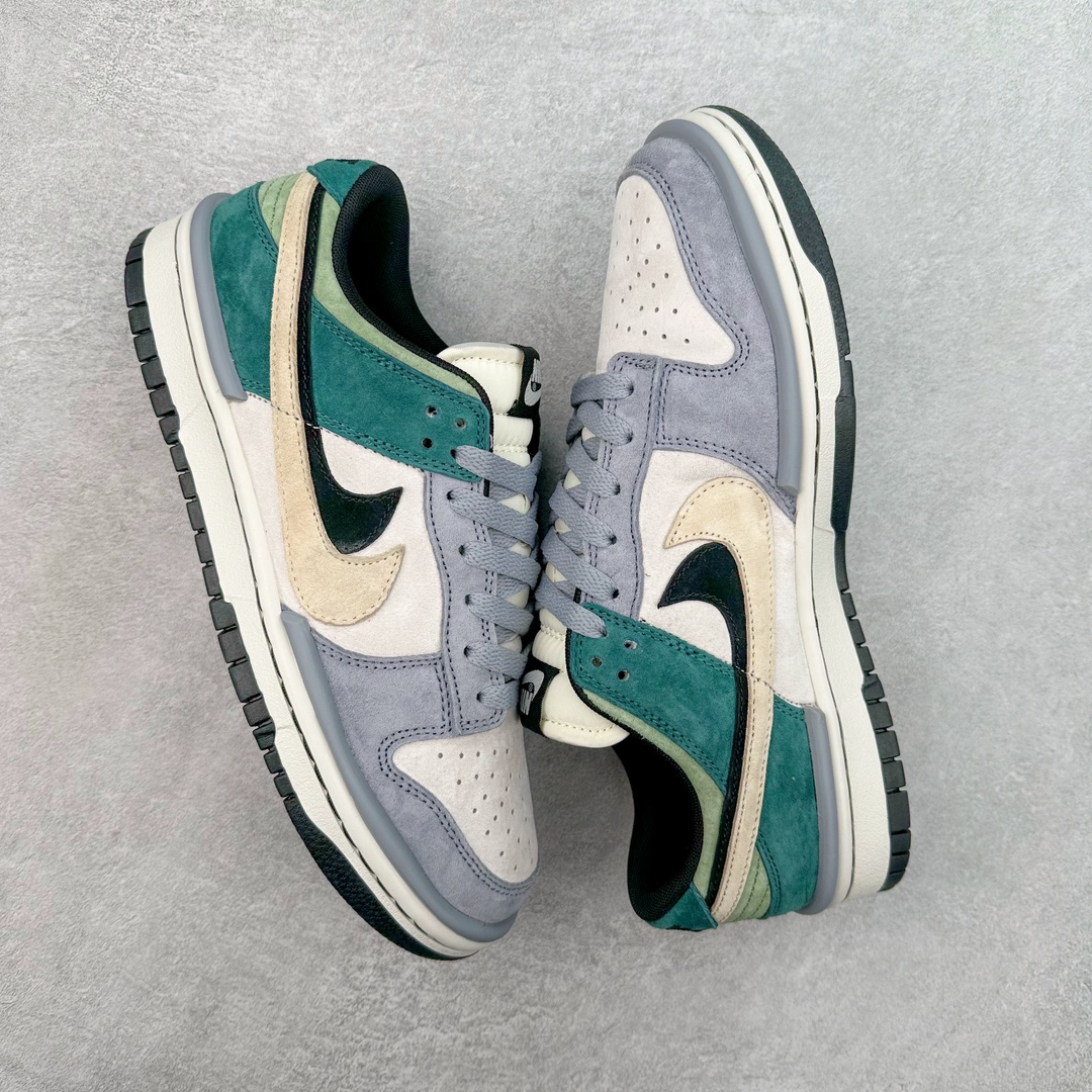 图片[3]-＃Z版纯原 NK Dunk Low 高端定制款 摩卡米白绿 DZ2794-566 独家原厂航空铝磨具打磨大底 鞋头坡度极致还原 原盒原配 圈内天花板工艺 原厂冲刀 超高清洁度 全鞋零毛边皮料切割 全套原楦原模倾力打造完美版型 采用原厂百宏鞋带以及原厂百宏织唛舌标 内标可供原厂几率过验 原厂中底布黄色点胶 原厂中底布拉帮走线遵循公司‼️尺码：36 36.5 37.5 38 38.5 39 40 40.5 41 42 42.5 43 44 44.5 45 46 47.5-选品中心