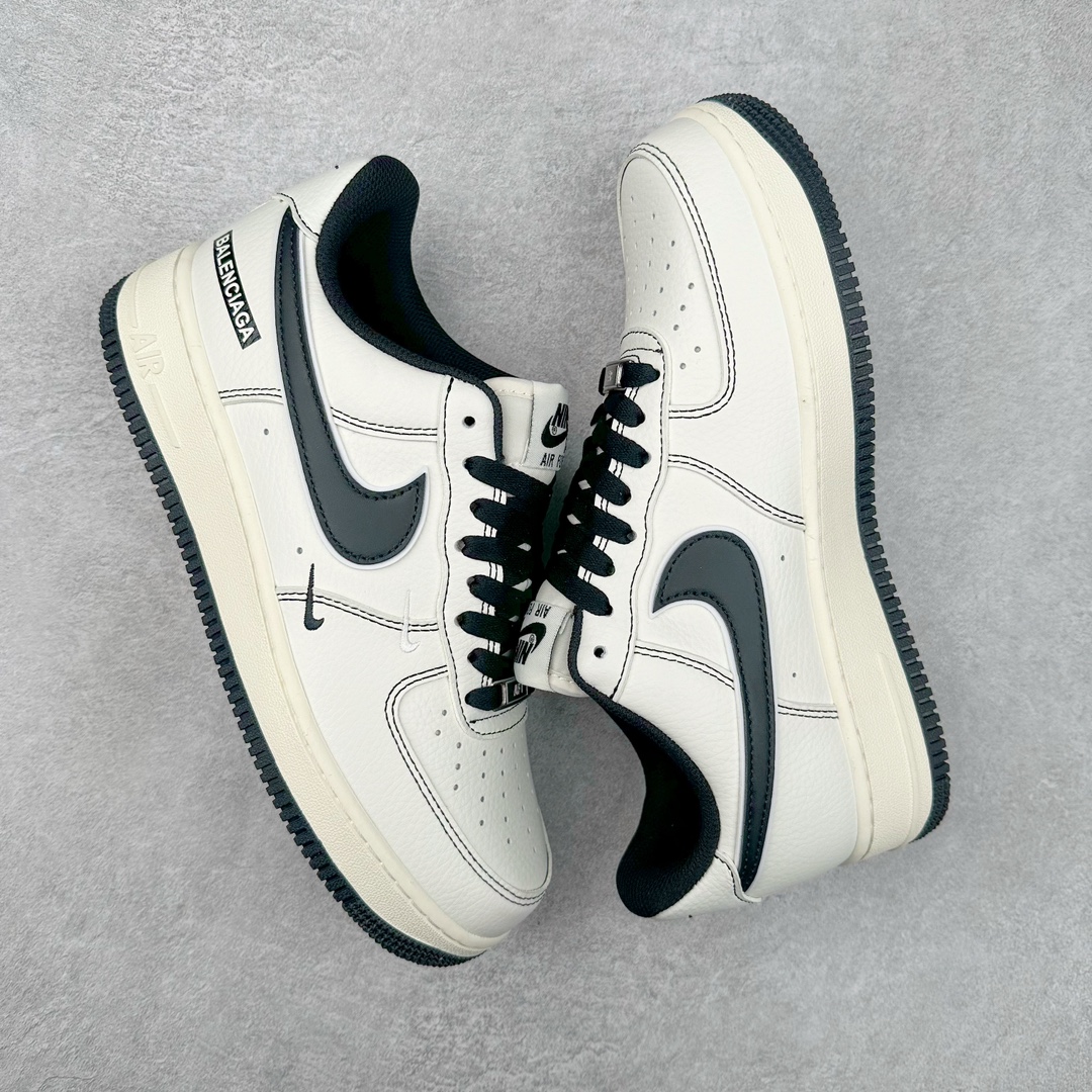 图片[3]-NK Air Force 1´07 Low 空军一号低帮百搭休闲运动板鞋 CW2288-111 柔软、弹性十足的缓震性能和出色的中底设计 横跨复古与现代的外型结合 造就出风靡全球 三十多年的Force 1 直到今天还深受青睐 尺码：36 36.5 37.5 38 38.5 39 40 40.5 41 42 42.5 43 44 44.5 45-选品中心