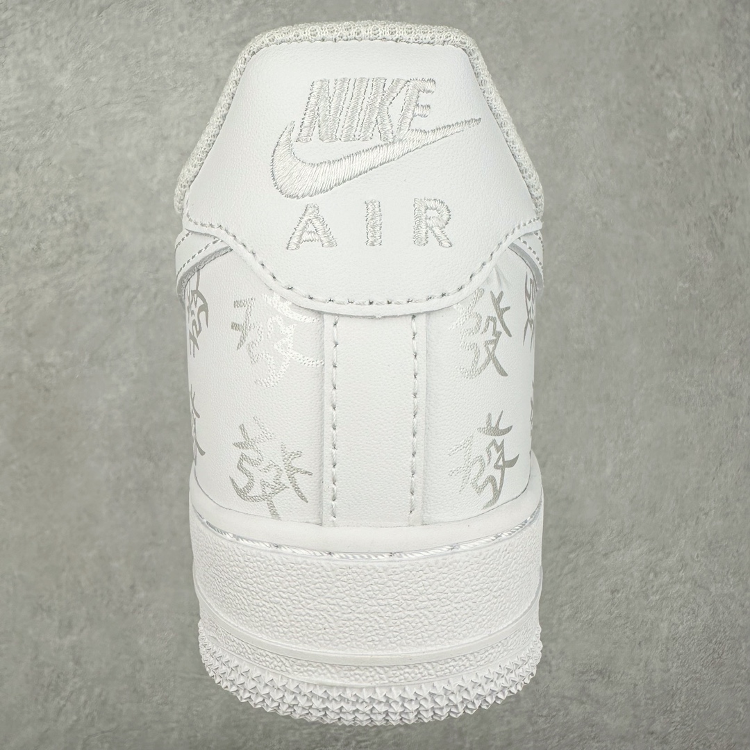 图片[8]-NK Air Force 1´07 Low 空军一号低帮百搭休闲运动板鞋 ZH0316-048 柔软、弹性十足的缓震性能和出色的中底设计 横跨复古与现代的外型结合 造就出风靡全球 三十多年的Force 1 直到今天还深受青睐 尺码：36 36.5 37.5 38 38.5 39 40 40.5 41 42 42.5 43 44 44.5 45-选品中心