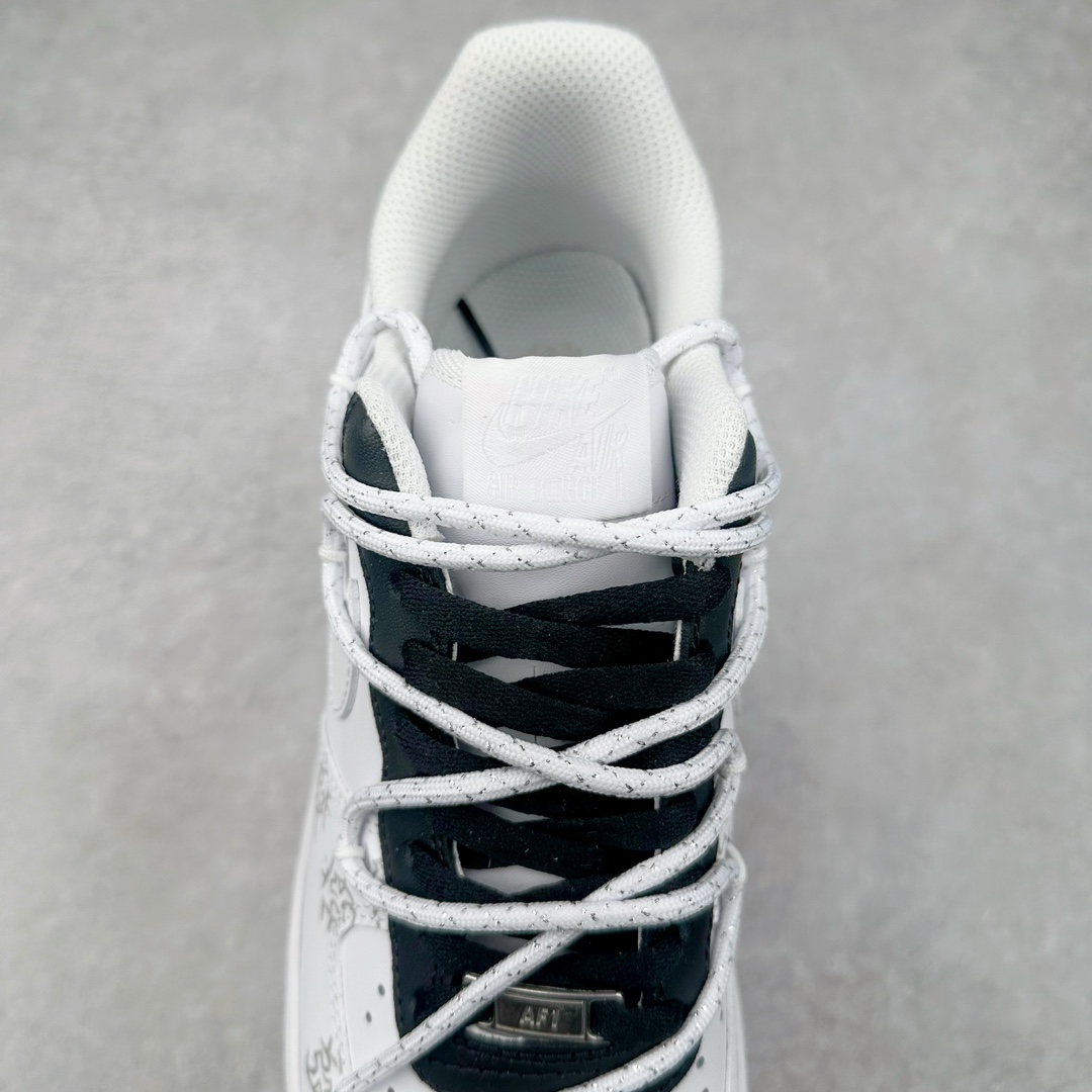 图片[5]-NK Air Force 1´07 Low 空军一号低帮百搭休闲运动板鞋 ZH0316-048 柔软、弹性十足的缓震性能和出色的中底设计 横跨复古与现代的外型结合 造就出风靡全球 三十多年的Force 1 直到今天还深受青睐 尺码：36 36.5 37.5 38 38.5 39 40 40.5 41 42 42.5 43 44 44.5 45-选品中心