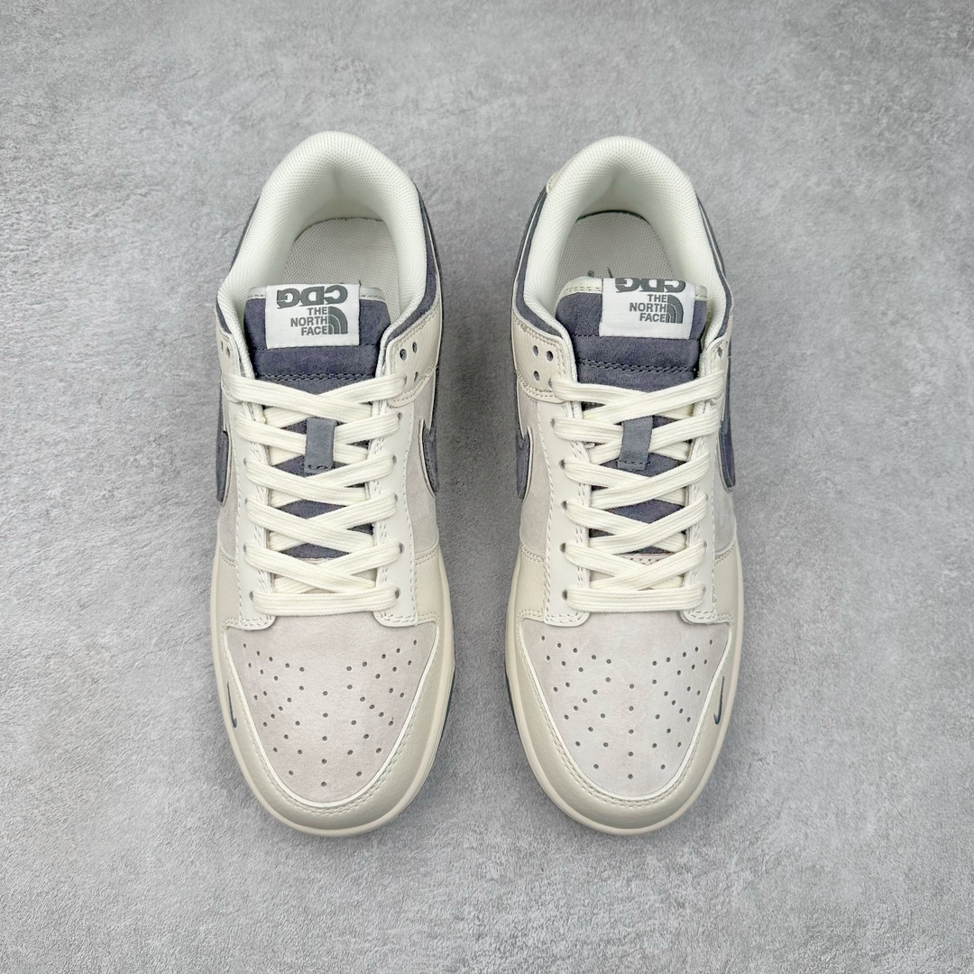 图片[2]-NK Dunk Low 定制配色 DQ1098-513 大厂出品 极力推荐 原装头层材料 独家版型蒸餾加工帶來的是更好的视觉和脚感体验大厂纯原品质出货 清洁度 电绣工艺 皮料切割干净无任何毛边 细节完美 尺码：36 36.5 37.5 38 38.5 39 40 40.5 41 42 42.5 43 44 44.5 45 46 47.5-选品中心