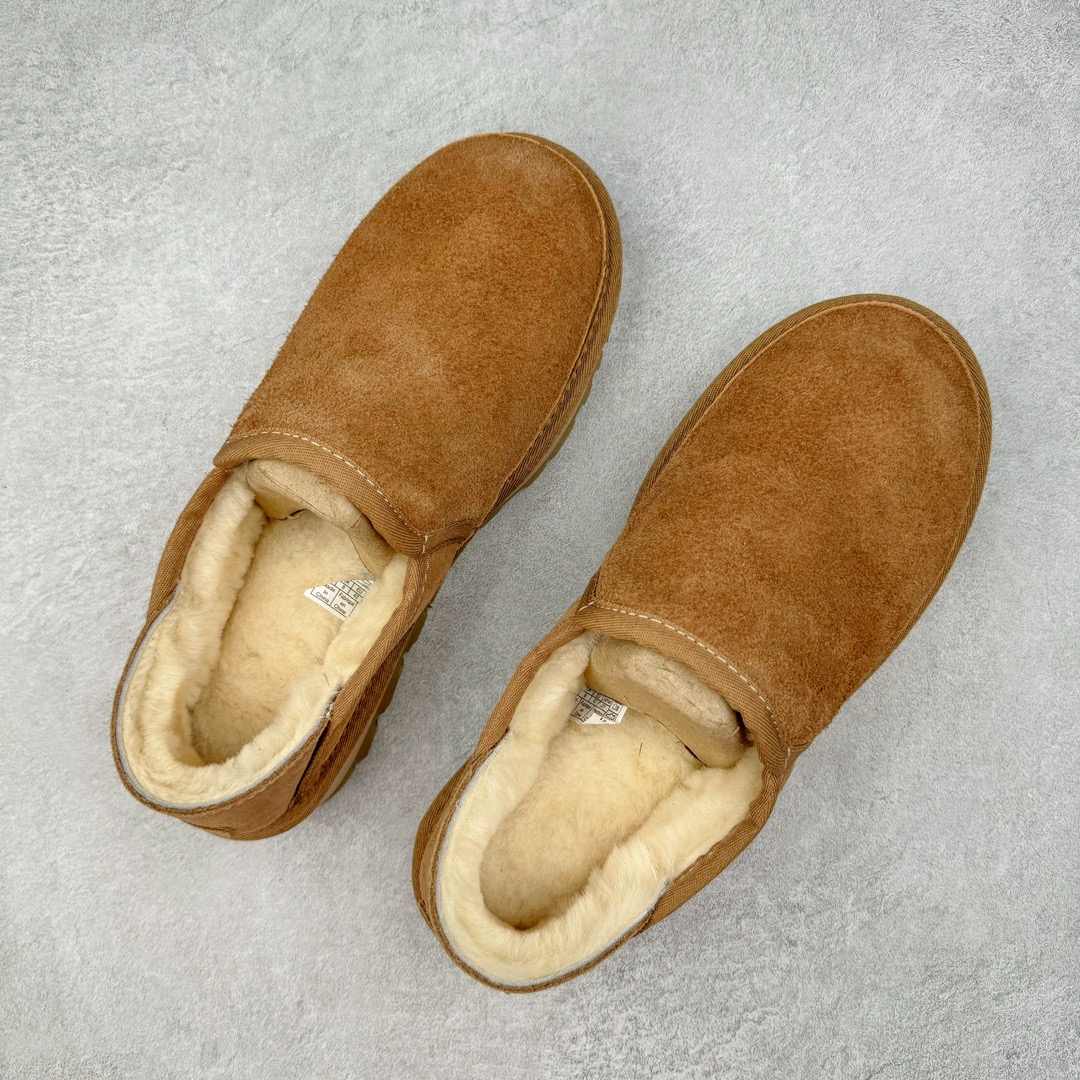 图片[3]-＃K版 UGG 8354经典秋冬羊皮毛一体雪地靴 私人订单价格匠心定位 桑坡八年大厂直供 拒绝高利润 区别杀猪版本 隆丰A级澳洲进口羊皮毛一体 完全遵循ZP工艺流程 代工厂原厂版师 秉承无原鞋不开发选择 注重每一处细节 市面最正版型 TREADLITE\\\”轻翼\\\”科技外底 轻便/耐用/柔韧/桩型【售后郑重承诺】一个月内若出现重大脱胶/断底等质量问题 直接为您换新 翻毛皮鞋面 细腻亲肤再生聚酯纤维滚边 舒适易打理 保暖性佳 UGG plush™ 里衬和内底 茸软亲肤 舒适暖足 经典鞋型搭配轻盈厚底 稳稳拿捏秋冬出街时髦造型 Treadlite by UGG 轻翼大底 轻盈缓震 为双足减负 舒适轻便 助你轻松畅玩整天 尺码：35 36 37 38 39 40-选品中心