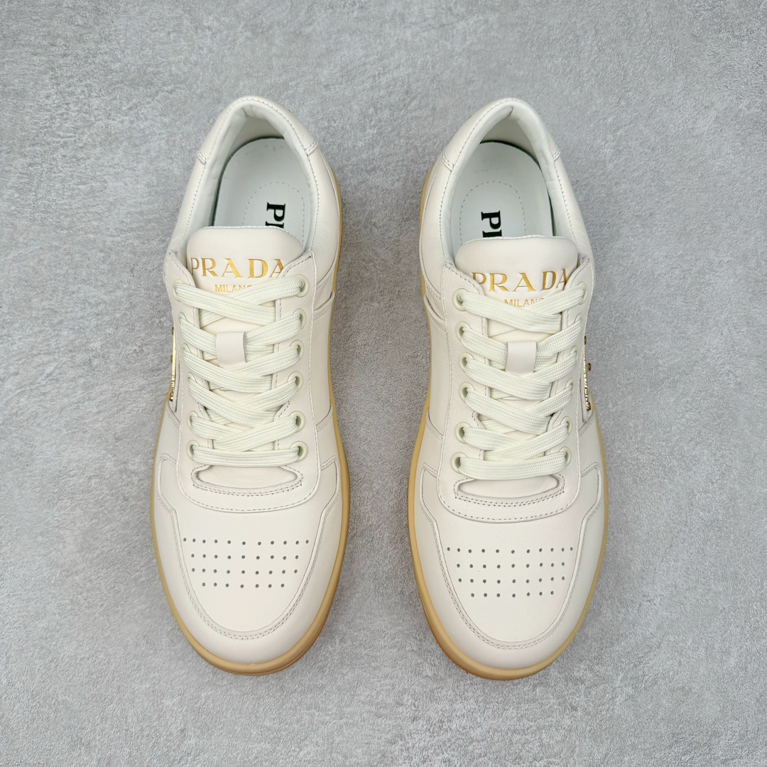 图片[2]-＃纯原 PRADA普拉达 厚底徽标系带运动休闲男鞋系列 广东大厂品质 专柜同步 大气个性更潮更抢眼更追求档次，它将颠覆旧念，与您共度时尚潮人必备! 面料采用原版进口小牛皮 牛皮内里垫脚 橡胶发泡大底 轻便防滑耐磨 脚感舒适 款式耐看做工精细 配以简洁利落的鞋楦 彰显男人的果敢和硬朗 尺码：38-44（皮鞋码）-选品中心
