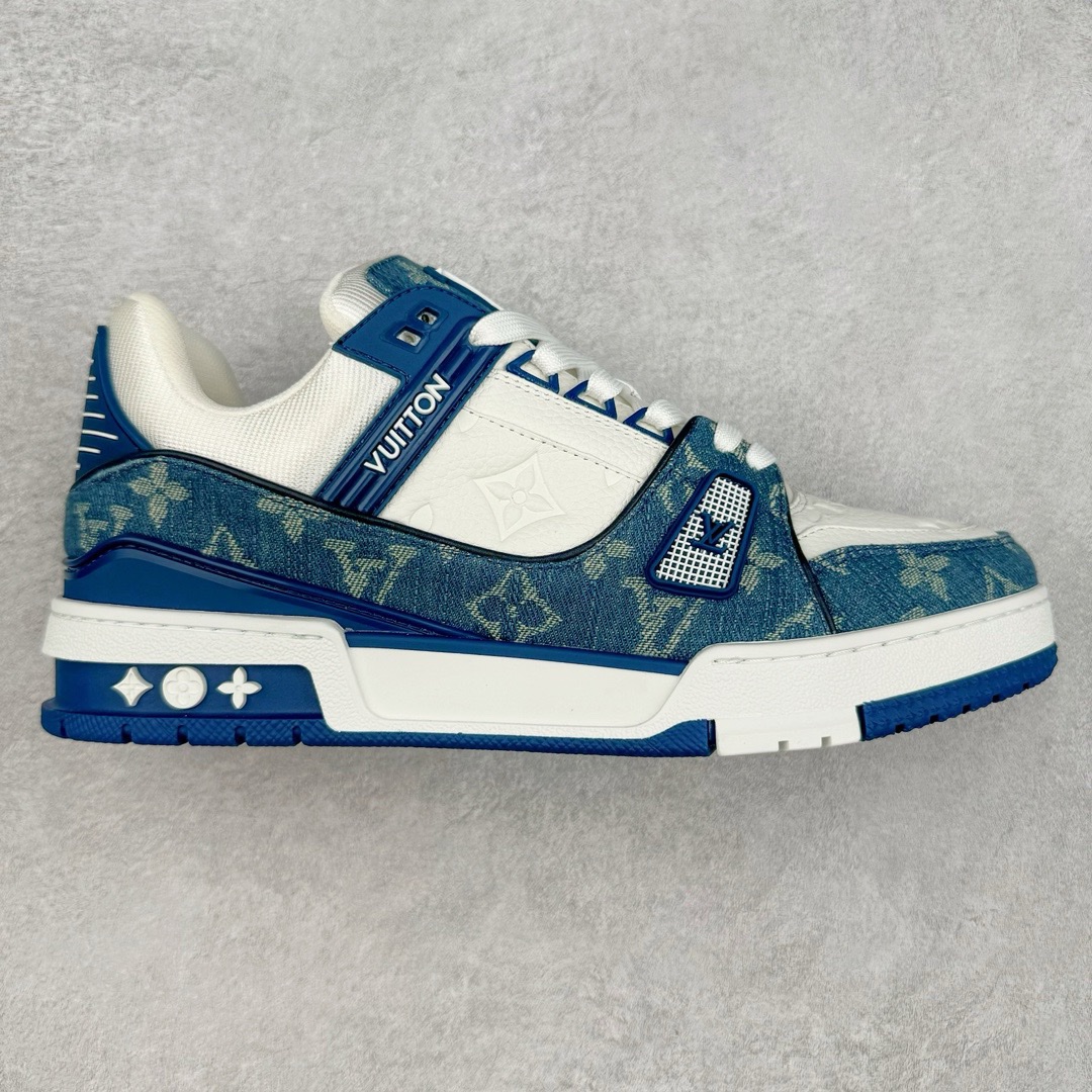图片[2]-＃FZ纯原福利 Louis Vuitton Trainer lv时装走秀运动鞋 实力大厂出品 平台专供 成熟的做工稳定的品控 完美鞋型超高的清洁度 零毛边线头瑕疵 全套原楦原纸版原鞋开模 全网最具灵魂的版型 正确原装黄色鞋盒 正确中底印花 鞋面印花3D高频深度立体 全鞋电脑针车 紧密相连 针距密度一致 环保乳胶注塑鞋垫 厚度脚感还原原版 皮面裁剪部位 统一油边封口工艺 原装橡胶大底含胶量大底组合零偏差 专柜全套包装 防尘袋 说明书 质保卡 男女鞋 尺码：35 36 37 38 39 40 41 42 43 44 45-选品中心