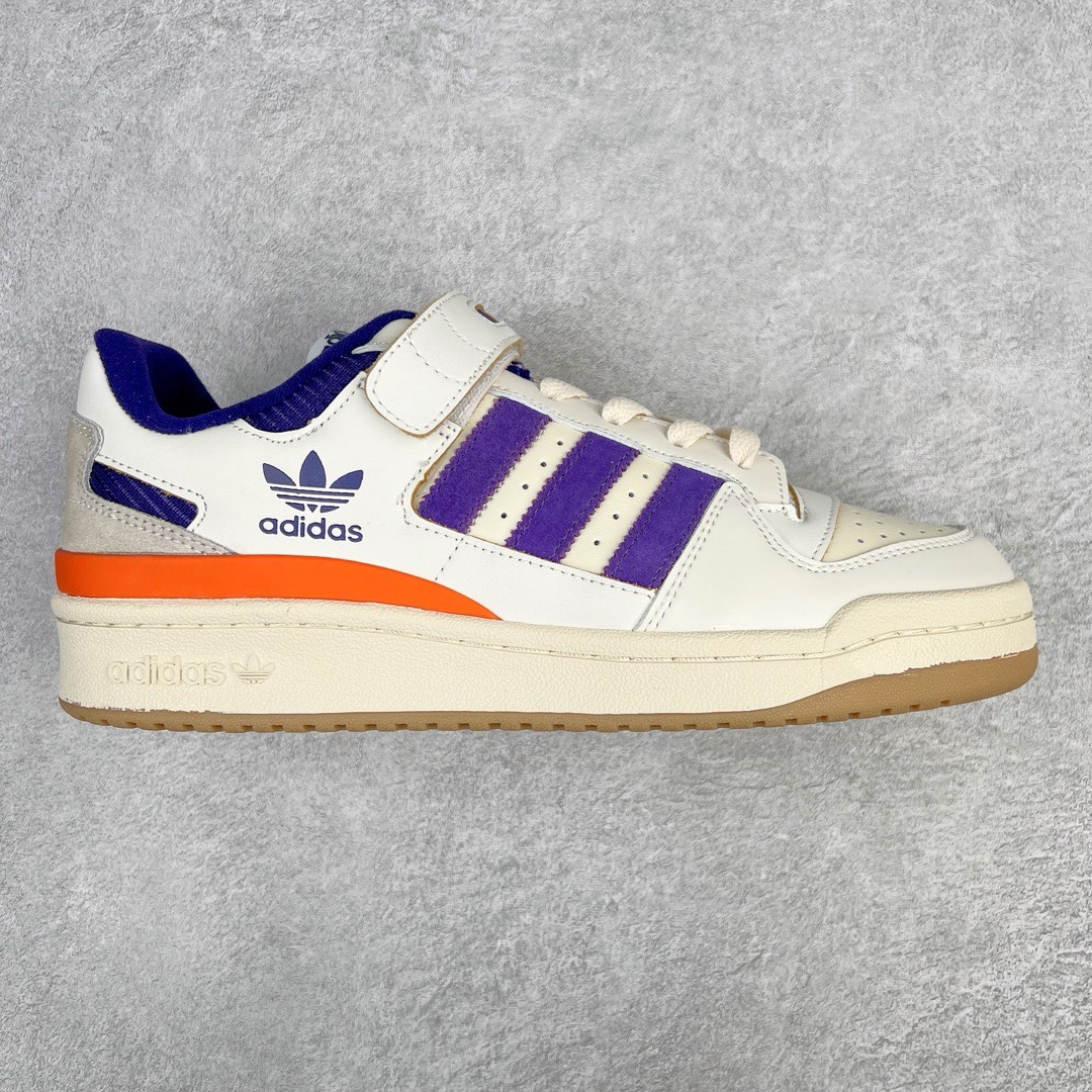 ＃特价福利 AD Forum 84 Low OG 低帮百搭潮流休闲运动板鞋 以复古篮球鞋的外形为基础 采用皮革拼接 简约百搭 更加贴合舒适 中底内侧网格造型起到点睛之笔 外底橡胶 更显复古 尺码：36 36.5 37.5 38 38.5 39 40 40.5 41 42 42.5 43 44 44.5 45-选品中心