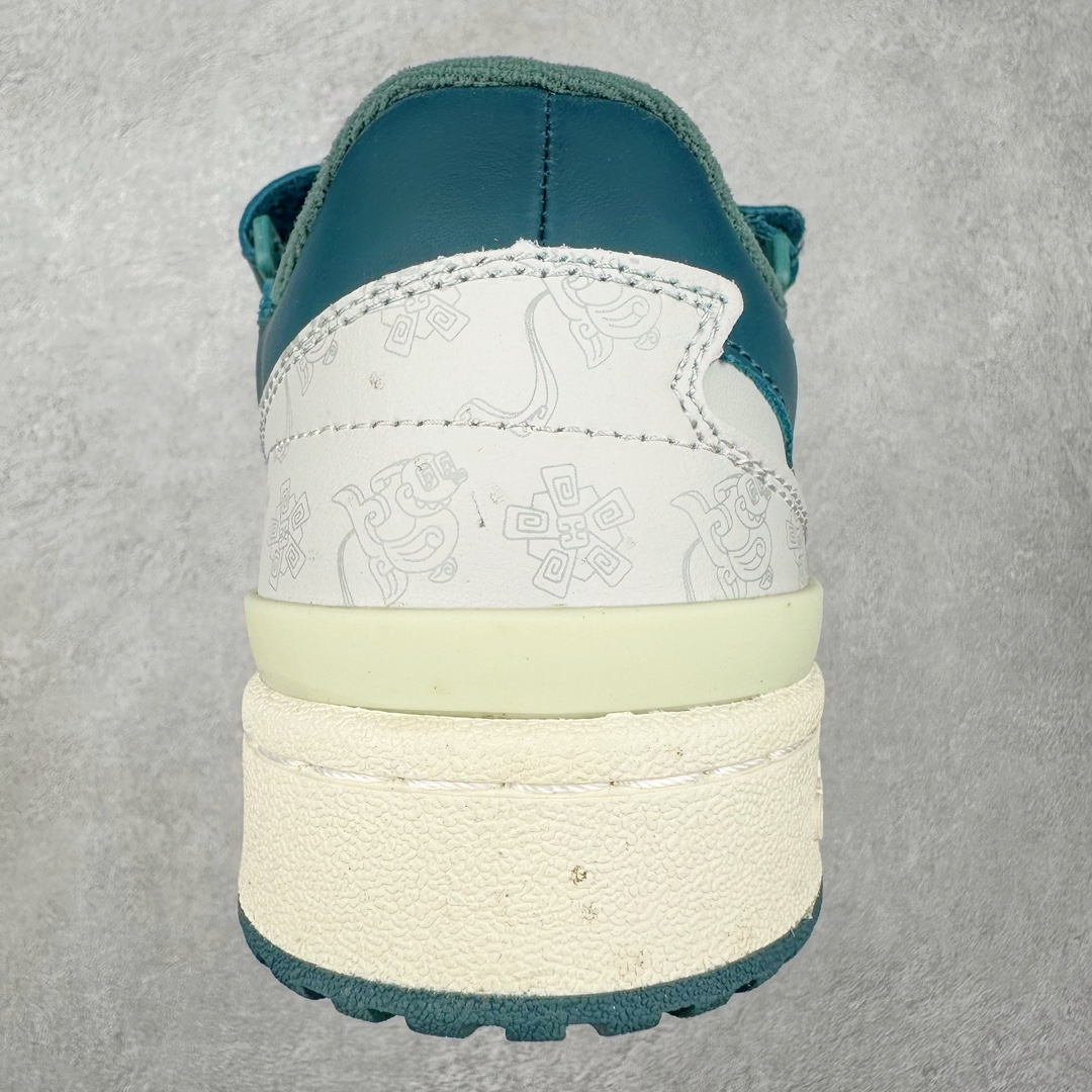 图片[8]-＃特价福利 AD Forum 84 Low OG 低帮百搭潮流休闲运动板鞋 以复古篮球鞋的外形为基础 采用皮革拼接 简约百搭 更加贴合舒适 中底内侧网格造型起到点睛之笔 外底橡胶 更显复古 尺码：36 36.5 37.5 38 38.5 39 40 40.5 41 42 42.5 43 44 44.5 45-选品中心