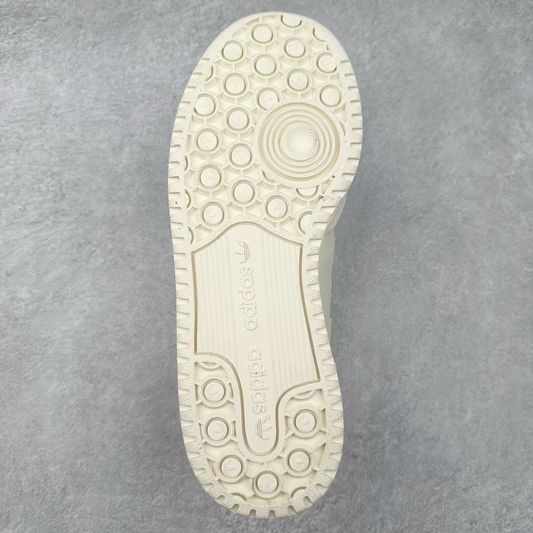 图片[9]-＃特价福利 AD Forum 84 Low OG 低帮百搭潮流休闲运动板鞋 以复古篮球鞋的外形为基础 采用皮革拼接 简约百搭 更加贴合舒适 中底内侧网格造型起到点睛之笔 外底橡胶 更显复古 尺码：36 36.5 37.5 38 38.5 39 40 40.5 41 42 42.5 43 44 44.5 45-选品中心