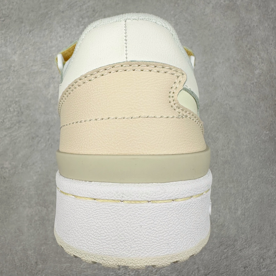 图片[8]-＃特价福利 AD Forum 84 Low OG 低帮百搭潮流休闲运动板鞋 以复古篮球鞋的外形为基础 采用皮革拼接 简约百搭 更加贴合舒适 中底内侧网格造型起到点睛之笔 外底橡胶 更显复古 尺码：36 36.5 37.5 38 38.5 39 40 40.5 41 42 42.5 43 44 44.5 45-选品中心