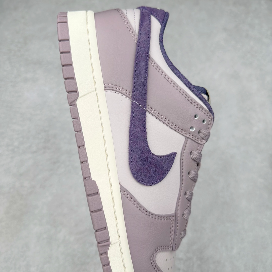 图片[6]-＃K1 NK Dunk Low FQ8249-100 全新支线性价比拉满 迎合行情定价 正确头层皮料 细节均购入原鞋校对开发 全套原纸板楦头加持 细节品控鞋型稳定 独家私模官方最新原厂磨具打造大底 鞋头坡度极致还原 原盒原配 玻璃冲刀 超高清洁度 全鞋零毛边皮料切割 正确中底布背胶中底布拉帮走线 尺码：36 36.5 37.5 38 38.5 39 40 40.5 41 42 42.5 43 44 44.5 45 46-选品中心