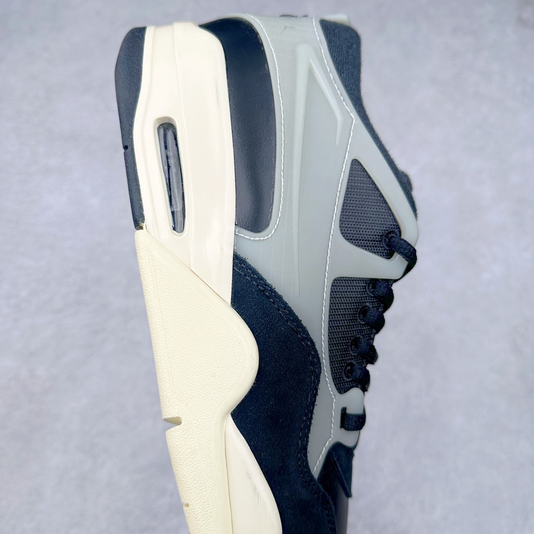 图片[6]-＃F版纯原 Air Jordan AJ4 RM 重制版低帮复古篮球鞋 黑白 FQ7939-006 采用了低帮的设计 并保留了众多AJ4的经典元素 鞋身以皮革、麂皮材质拼接打造 AJ4经典的TPU材质延伸至后跟 增强鞋款稳定性 而鞋身侧面的网格设计则被取消 尾部的NIKE AIR标志也得到保留 并同时带有飞人logo 中底部分同样搭载了可视AIR气垫 鞋底采用米白色中底和外底呈现 为整个设计收尾 尺码：36 36.5 37.5 38 38.5 39 40 40.5 41 42 42.5 43 44 44.5 45 46 47.5-选品中心