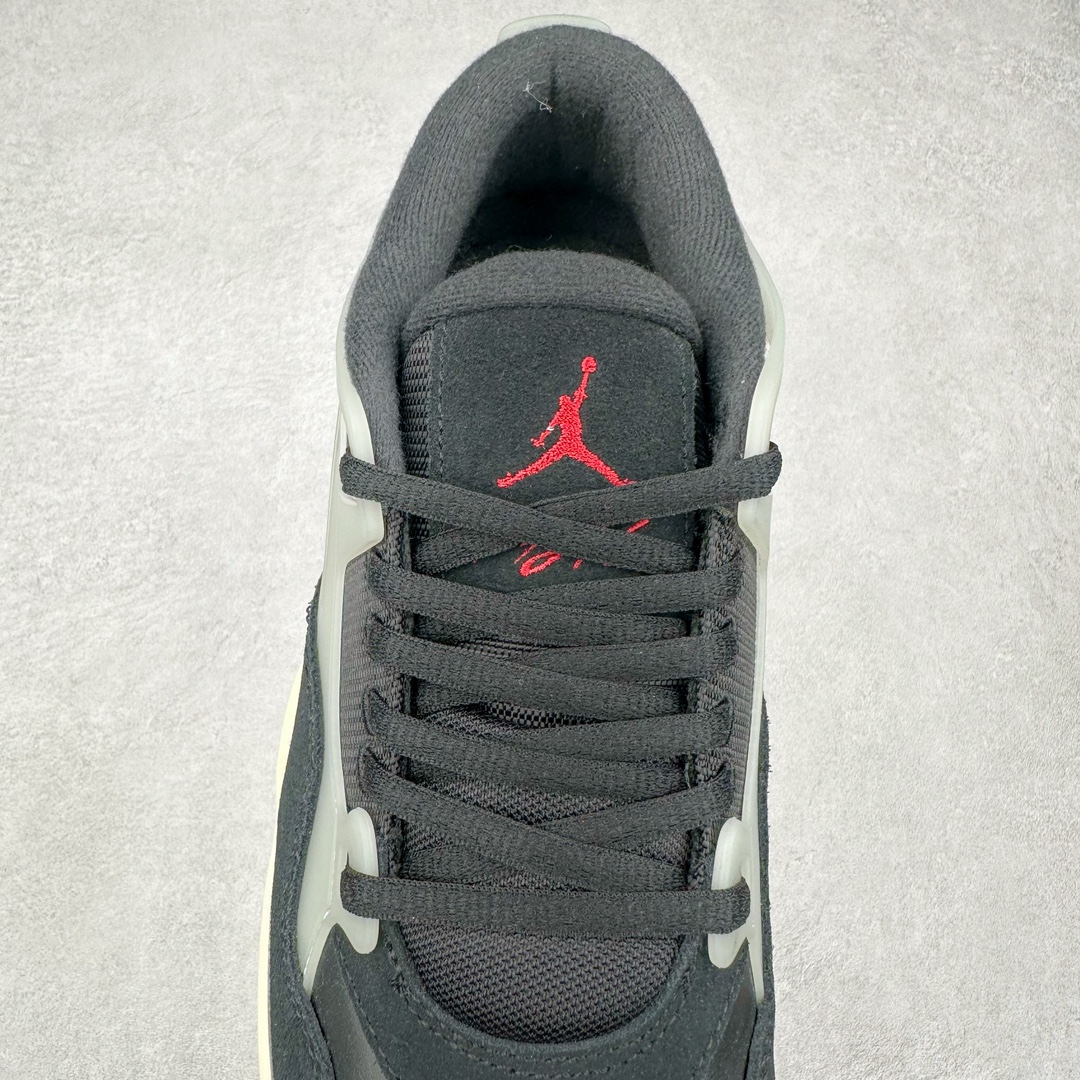 图片[5]-＃F版纯原 Air Jordan AJ4 RM 重制版低帮复古篮球鞋 黑白 FQ7939-006 采用了低帮的设计 并保留了众多AJ4的经典元素 鞋身以皮革、麂皮材质拼接打造 AJ4经典的TPU材质延伸至后跟 增强鞋款稳定性 而鞋身侧面的网格设计则被取消 尾部的NIKE AIR标志也得到保留 并同时带有飞人logo 中底部分同样搭载了可视AIR气垫 鞋底采用米白色中底和外底呈现 为整个设计收尾 尺码：36 36.5 37.5 38 38.5 39 40 40.5 41 42 42.5 43 44 44.5 45 46 47.5-选品中心