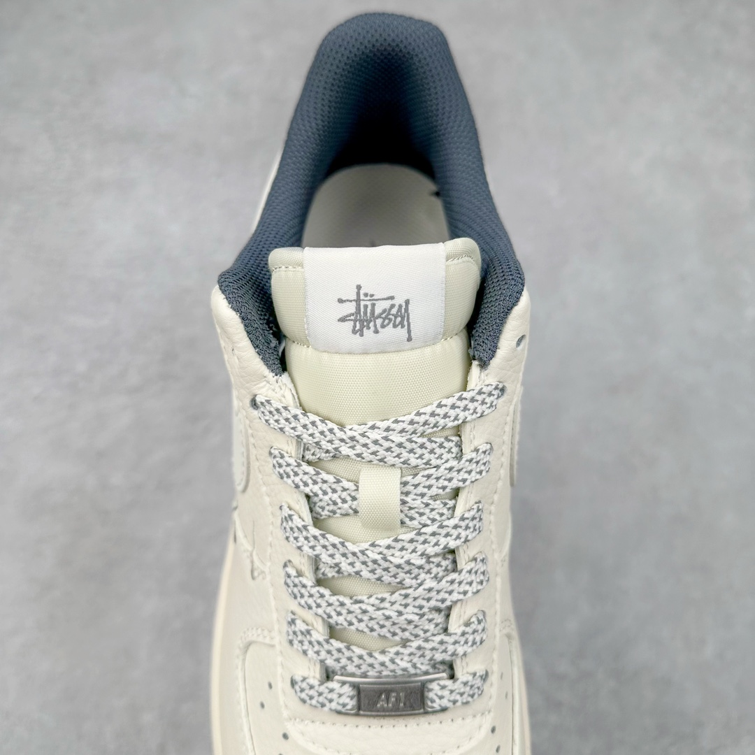 图片[5]-NK Air Force 1´07 Low 空军一号低帮百搭休闲运动板鞋 XZ6188-012 柔软、弹性十足的缓震性能和出色的中底设计 横跨复古与现代的外型结合 造就出风靡全球 三十多年的Force 1 直到今天还深受青睐 尺码：36 36.5 37.5 38 38.5 39 40 40.5 41 42 42.5 43 44 44.5 45-选品中心