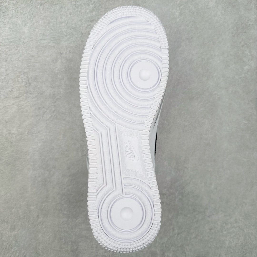 图片[9]-NK Air Force 1 Mid 空军一号中帮高帮百搭休闲运动板鞋 CW2289-111 柔软、弹性十足的缓震性能和出色的中底设计 横跨复古与现代的外型结合 造就出风靡全球三十多年的Force 1 尺码：36 36.5 37.5 38 38.5 39 40 40.5 41 42 42.5 43 44 44.5 45-选品中心