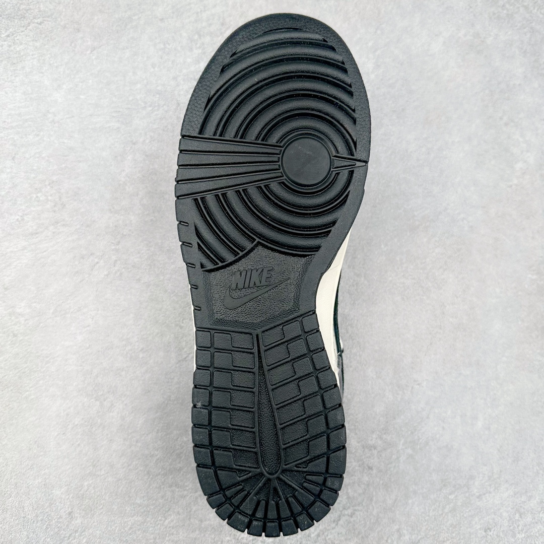 图片[9]-NK Dunk Low 定制配色 SJ2068-305 大厂出品 极力推荐 原装头层材料 独家版型蒸餾加工帶來的是更好的视觉和脚感体验大厂纯原品质出货 清洁度 电绣工艺 皮料切割干净无任何毛边 细节完美 尺码：36 36.5 37.5 38 38.5 39 40 40.5 41 42 42.5 43 44 44.5 45 46 47.5-选品中心