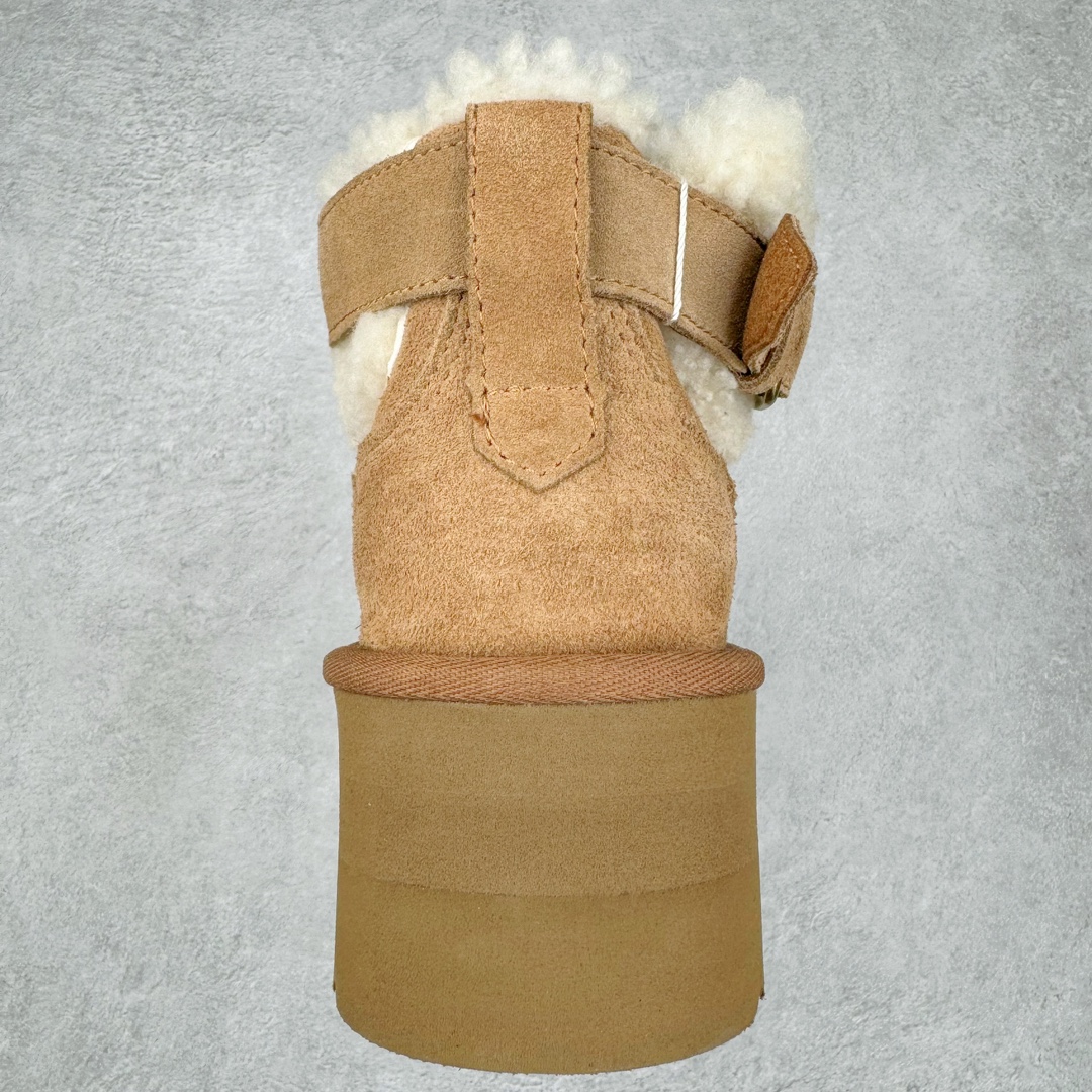 图片[8]-＃GD UGG 3954经典秋冬羊皮毛一体雪地靴 隆丰A级澳洲进口羊皮毛一体 完全遵循ZP工艺流程 代工厂原厂版师 秉承无原鞋不开发选择 注重每一处细节 市面最正版型 TREADLITE\\\”轻翼\\\”科技外底 轻便/耐用/柔韧/桩型【售后郑重承诺】一个月内若出现重大脱胶/断底等质量问题 直接为您换新 翻毛皮鞋面 细腻亲肤再生聚酯纤维滚边 舒适易打理 保暖性佳 UGG plush™ 里衬和内底 茸软亲肤 舒适暖足 经典鞋型搭配轻盈厚底 稳稳拿捏秋冬出街时髦造型 Treadlite by UGG 轻翼大底 轻盈缓震 为双足减负 舒适轻便 助你轻松畅玩整天 尺码：35 36 37 38 39 40-选品中心