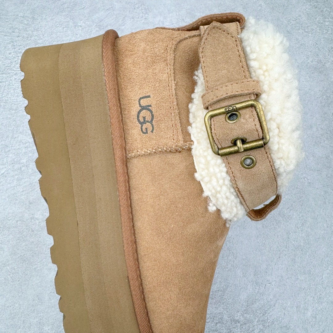 图片[6]-＃GD UGG 3954经典秋冬羊皮毛一体雪地靴 隆丰A级澳洲进口羊皮毛一体 完全遵循ZP工艺流程 代工厂原厂版师 秉承无原鞋不开发选择 注重每一处细节 市面最正版型 TREADLITE\\\”轻翼\\\”科技外底 轻便/耐用/柔韧/桩型【售后郑重承诺】一个月内若出现重大脱胶/断底等质量问题 直接为您换新 翻毛皮鞋面 细腻亲肤再生聚酯纤维滚边 舒适易打理 保暖性佳 UGG plush™ 里衬和内底 茸软亲肤 舒适暖足 经典鞋型搭配轻盈厚底 稳稳拿捏秋冬出街时髦造型 Treadlite by UGG 轻翼大底 轻盈缓震 为双足减负 舒适轻便 助你轻松畅玩整天 尺码：35 36 37 38 39 40-选品中心