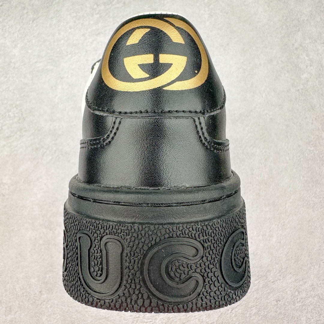 图片[8]-＃纯原福利 Gucci Chunky B Screener GG 古驰饼干鞋运动休闲鞋系列 纯原级别 原版盒子 官方一致原版 原标原盒 官方全套配件 原装雪梨形超软沙绒纸团 手工上线 不开胶 该品牌鞋款在制作中使用的是环保植物胶水 采用版凝胶技术(空胶工艺）存在一些缝隙属于正常现象 不用担心会影响到您的正常使用效果 采用厚底结构 巧妙运用外观设计、配色和材质三重元素 展现出复古风范 别致的橡胶鞋底 搭配米色和乌木色经典GG帆布鞋身及同色调皮革滚边 突显时尚大气的品味 尺码：35 36 37 38 39 40 41 42 43 44 45-选品中心