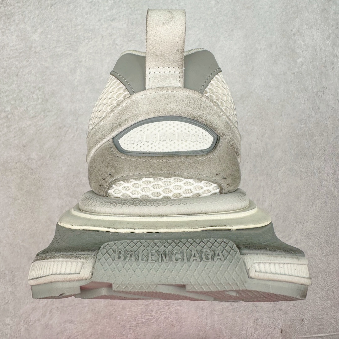 图片[8]-＃XP BALENCIAGA 3XL Sneakers 巴黎世家十代网布系带低帮走秀复古老爹鞋 全套原纸板楦头开发 最原汁原味的灵魂版型 全鞋荧光划线卡点 胶水把控整洁度追求极致完美 每一双都是工艺品 多重QC质检 超越公司货的品控标准 实实在在的免检产品 原盒原配 正确字体电绣 粗细、位置、大小正确 侧边TPU 透气孔匹配意产原版 正确分离大底 TPU软底 原版一致大底LOGO 立体感十足 原厂皮料水洗做旧 采购原厂网纱 不含皮革 网布材料和聚氨酯 磨损效果 鞋头边缘和后帮 Balenciaga 徽标 鞋面和后跟凸印尺码 鞋舌 3XL 橡胶品牌标识和反光细节 鞋帮拉袢和鞋舌拉祥 配反光细节 备用鞋带在鞋履前侧 可在穿着前取下 便于不同造型搭配 偏大一码 尺码：35 36 37 38 39 40 41 42 43 44 45-选品中心