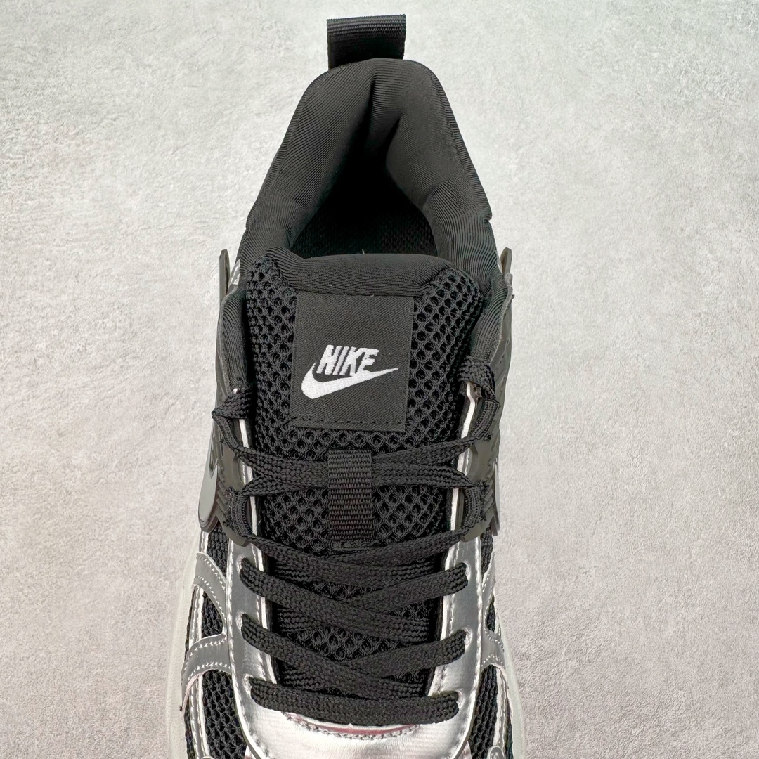 图片[5]-NK V2K Runtekk 减震防滑低帮 复古老爹鞋跑步鞋 FN0736-005 鞋款被命名为 Runtekk 设计上借鉴了 2000 年的跑鞋风格 配色上以金属银为主调 简练又有复古运动气质 材质上使用大面积网眼、皮革、TPU 组成 支撑和透气性肯定不错 中底处由 Cushlon 泡绵打造 保证在压马路时可以提供优秀脚感 并通过一手做旧氧化效果突出复古感 中底造型很容易让大家联想到巴黎世家3XL 增高效果同样不能忽视 尺码：36 36.5 37.5 38 38.5 39 40 40.5 41 42 42.5 43 44 44.5 45-选品中心