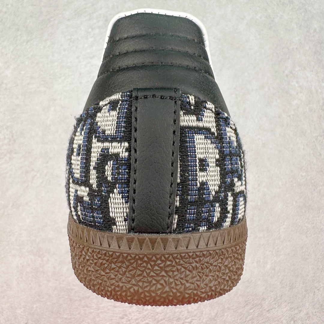 图片[8]-AD Original Samba OG 复古经典轻便板鞋 ST8866 这款桑巴鞋展示了高质量的工艺 带有装饰的超锁缝制和无缝的手感 柔软、柔软的皮革造型和标志性的3条纹完成了精致的外观 正规合身鞋带 鞋面上有绒面鞋垫 橡胶鞋底 享受正畸套筒软感 自50年代首次亮相以来就一直在赢得粉丝的青睐 尺码：36 36.5 37.5 38 38.5 39 40 40.5 41 42 42.5 43 44 44.5 45-选品中心