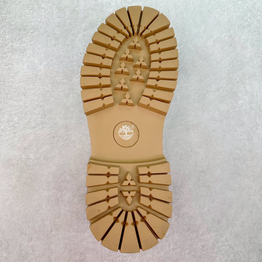 图片[9]-Timberland添柏岚/天伯伦户外高帮休闲大黄靴系列 #广东大厂品质 原盒原包装 #24ss新款 时尚潮流搭配 面料采用意大利🇮🇹顶级磨砂细纹牛皮 搭配防臭防腐真皮乳胶鞋垫 大底到五金都是代工厂原材料制作 同原版固特异永不开胶工艺 好货不杀猪 首单质量严格把控 全网独家首发 品质毋庸置疑 全套官网统一包装 给您完美的穿着体验 质量考究耐穿 型男必备 专治不帅 高品质脚感一流 今年冬季防寒户外专用 日常随意搭配 尺码：38 39 40 41 42 43 44（皮鞋码）-选品中心