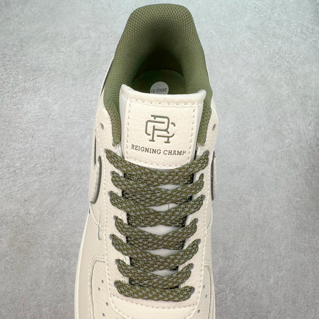 图片[5]-NK Air Force 1´07 Low 空军一号低帮百搭休闲运动板鞋 RC2369-173 柔软、弹性十足的缓震性能和出色的中底设计 横跨复古与现代的外型结合 造就出风靡全球 三十多年的Force 1 直到今天还深受青睐 尺码：36 36.5 37.5 38 38.5 39 40 40.5 41 42 42.5 43 44 44.5 45-选品中心