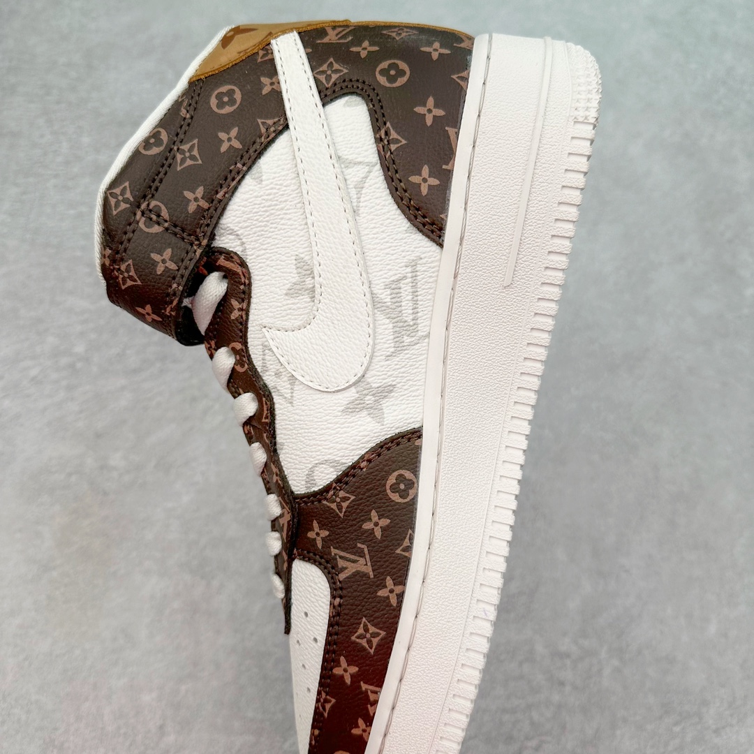 图片[7]-NK Air Force 1 Mid 空军一号中帮高帮百搭休闲运动板鞋 DV0688-100 柔软、弹性十足的缓震性能和出色的中底设计 横跨复古与现代的外型结合 造就出风靡全球三十多年的Force 1 尺码：36 36.5 37.5 38 38.5 39 40 40.5 41 42 42.5 43 44 44.5 45-选品中心