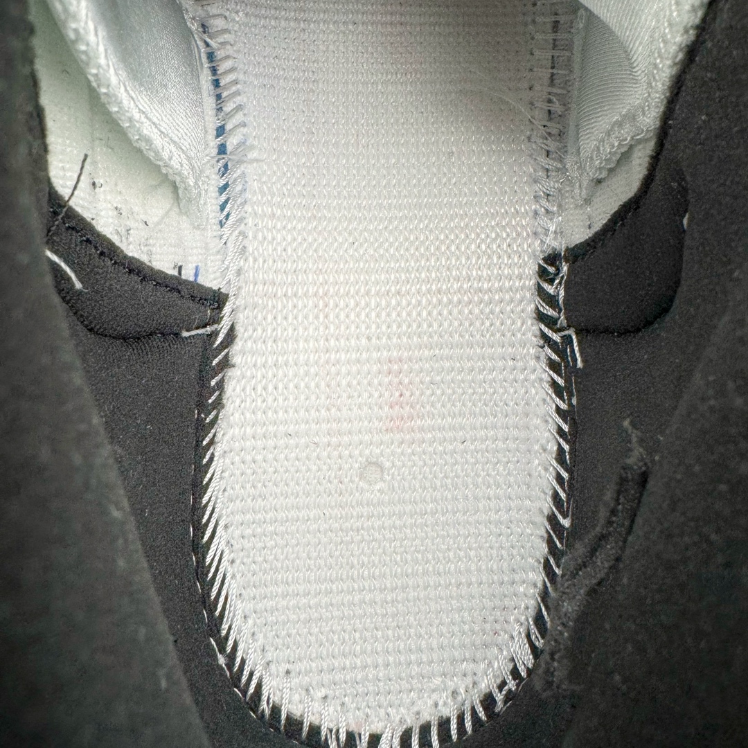 图片[11]-＃SZ纯原 Air Jordan AJ12 Retro 蓝莓 货号：CT8013-140 外贸特供批次 原楦原档案数据开模打造 原汁原味12代鞋型 进口原厂皮料 原厂碳板 原装材料 原厂定制金属扣 原厂电绣 支持与公司货全方位对比 只服务于5%懂鞋的高端客户 发国外可支持各种retail商店充正寄售 尺码：40 40.5 41 42 42.5 43 44 44.5 45 45.5 46 47.5 48.5-选品中心