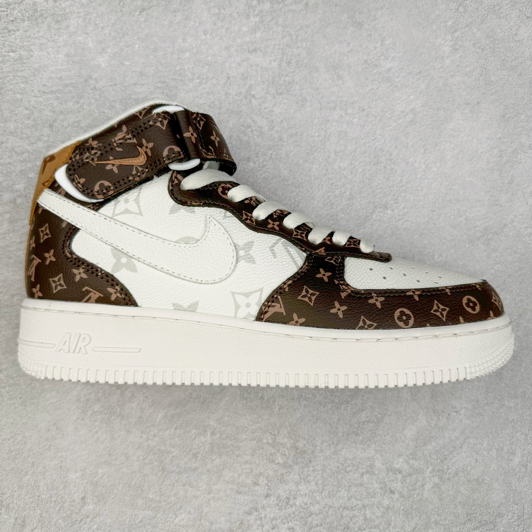 NK Air Force 1 Mid 空军一号中帮高帮百搭休闲运动板鞋 DV0688-100 柔软、弹性十足的缓震性能和出色的中底设计 横跨复古与现代的外型结合 造就出风靡全球三十多年的Force 1 尺码:36 36.5 37.5 38 38.5 39 40 40.5 41 42 42.5 43 44 44.5 45-选品中心