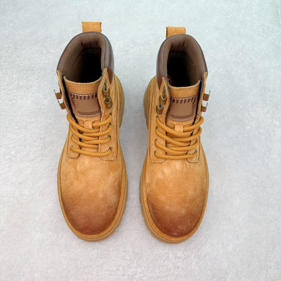 图片[2]-Timberland添柏岚/天伯伦户外高帮休闲大黄靴系列 #广东大厂品质 原盒原包装 #24ss新款 时尚潮流搭配 面料采用意大利🇮🇹顶级磨砂细纹牛皮 搭配防臭防腐真皮乳胶鞋垫 大底到五金都是代工厂原材料制作 同原版固特异永不开胶工艺 好货不杀猪 首单质量严格把控 全网独家首发 品质毋庸置疑 全套官网统一包装 给您完美的穿着体验 质量考究耐穿 型男必备 专治不帅 高品质脚感一流 今年冬季防寒户外专用 日常随意搭配 尺码：38 39 40 41 42 43 44（皮鞋码）-选品中心