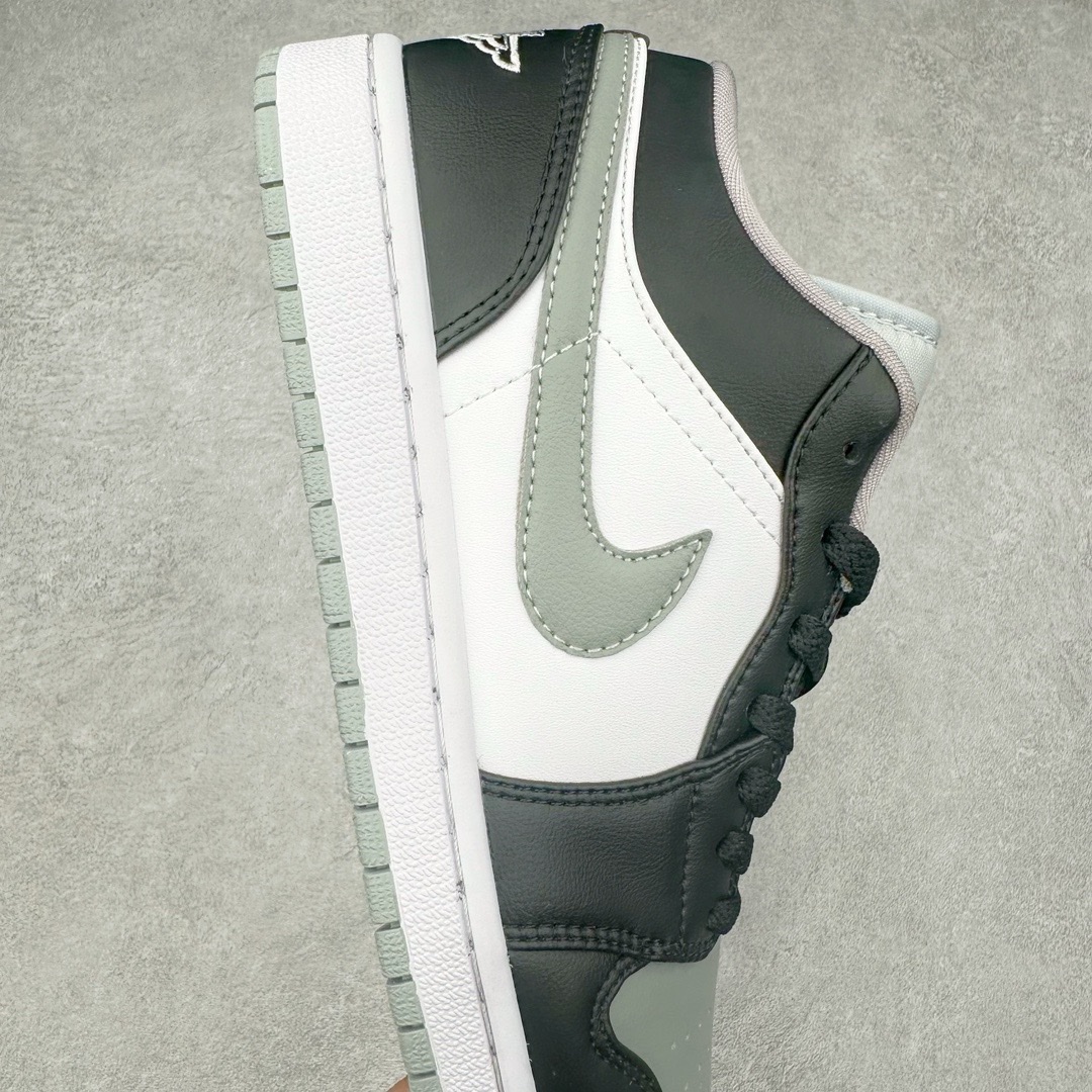 图片[6]-＃yh版 超强套现福利 Air Jordan AJ1 Low 低帮系列 品质全新升级 七十多色陆续出货 知名大厂出品 工厂配套商长期套现 正常出厂触碰不到的单价 百分百全新货品 零氧化发霉 给足利润空间操作 超乎所想的高性价比 原装楦头纸板开发 完美鞋型 超高清洁度 鞋型不臃肿别扭 原厂内置全掌气垫 A模大底 鞋舌AJ原厂专用牛津布 AJ专用反口珍珠布 原厂无杂质高弹内里海棉 特殊封边弹力鞋带 原鞋开模 拒绝公底 购置公司同步原材料 都有细节原汁原味 忠于原版 尺码：36 36.5 37.5 38 38.5 39 40 40.5 41 42 42.5 43 44 44.5 45 46-选品中心