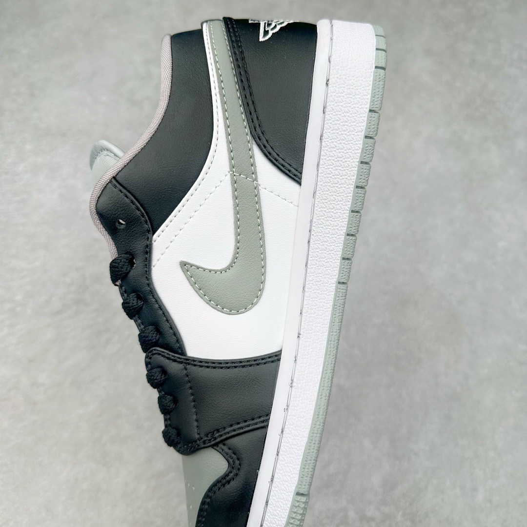 图片[7]-＃yh版 超强套现福利 Air Jordan AJ1 Low 低帮系列 品质全新升级 七十多色陆续出货 知名大厂出品 工厂配套商长期套现 正常出厂触碰不到的单价 百分百全新货品 零氧化发霉 给足利润空间操作 超乎所想的高性价比 原装楦头纸板开发 完美鞋型 超高清洁度 鞋型不臃肿别扭 原厂内置全掌气垫 A模大底 鞋舌AJ原厂专用牛津布 AJ专用反口珍珠布 原厂无杂质高弹内里海棉 特殊封边弹力鞋带 原鞋开模 拒绝公底 购置公司同步原材料 都有细节原汁原味 忠于原版 尺码：36 36.5 37.5 38 38.5 39 40 40.5 41 42 42.5 43 44 44.5 45 46-选品中心