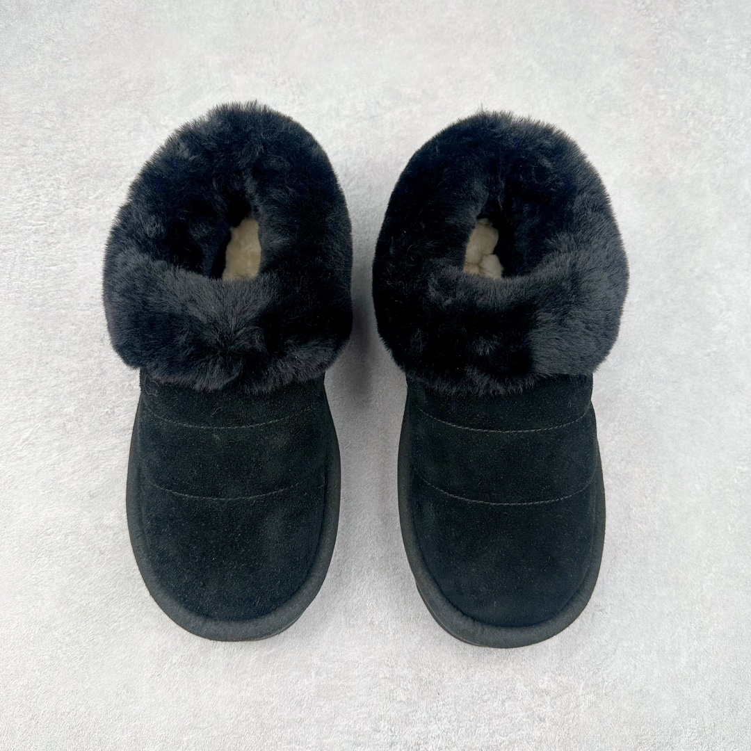 图片[2]-＃GD UGG 6390经典秋冬羊皮毛一体雪地靴 隆丰A级澳洲进口羊皮毛一体 完全遵循ZP工艺流程 代工厂原厂版师 秉承无原鞋不开发选择 注重每一处细节 市面最正版型 TREADLITE\\\”轻翼\\\”科技外底 轻便/耐用/柔韧/桩型【售后郑重承诺】一个月内若出现重大脱胶/断底等质量问题 直接为您换新 翻毛皮鞋面 细腻亲肤再生聚酯纤维滚边 舒适易打理 保暖性佳 UGG plush™ 里衬和内底 茸软亲肤 舒适暖足 经典鞋型搭配轻盈厚底 稳稳拿捏秋冬出街时髦造型 Treadlite by UGG 轻翼大底 轻盈缓震 为双足减负 舒适轻便 助你轻松畅玩整天 尺码：35 36 37 38 39 40-选品中心