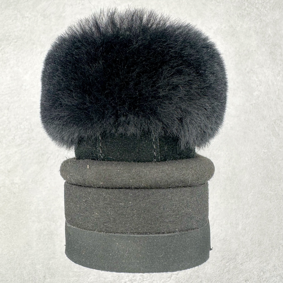 图片[8]-＃GD UGG 6390经典秋冬羊皮毛一体雪地靴 隆丰A级澳洲进口羊皮毛一体 完全遵循ZP工艺流程 代工厂原厂版师 秉承无原鞋不开发选择 注重每一处细节 市面最正版型 TREADLITE\\\”轻翼\\\”科技外底 轻便/耐用/柔韧/桩型【售后郑重承诺】一个月内若出现重大脱胶/断底等质量问题 直接为您换新 翻毛皮鞋面 细腻亲肤再生聚酯纤维滚边 舒适易打理 保暖性佳 UGG plush™ 里衬和内底 茸软亲肤 舒适暖足 经典鞋型搭配轻盈厚底 稳稳拿捏秋冬出街时髦造型 Treadlite by UGG 轻翼大底 轻盈缓震 为双足减负 舒适轻便 助你轻松畅玩整天 尺码：35 36 37 38 39 40-选品中心