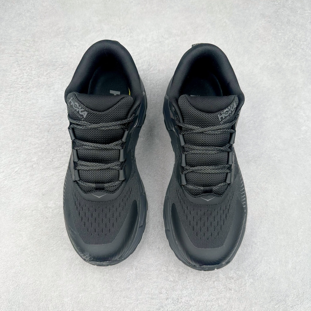 图片[2]-HOKA SKYLINE-FLOAT X 为HOKA首双搭载PeBax推进板的户外登山鞋，为近期大受欢迎的快速登山趋势打造，可同时对应越野跑与快速登山需求。90%蓖麻油提炼制造的Pebax推进版，搭配以甘蔗材质提炼的双密度EVA中底，为登山者带来源源不绝的前进能量。后跟外侧加长的Swallowtail Heel燕尾设计，同时提供上坡有感推进力、下坡步态更顺畅转换的快速登山新体验，适合想尝试轻量化登山，追求快速登山，但希望同时保持支撑推进力的族群。SKYLINE-FLOAT X使用Vibram黄金大底XS Trek复合橡胶成分，兼具耐磨与抓地力，搭配全新设计的5mm大底鞋齿与鞋纹，让克服崎岖地形更轻松，落地更稳定。 尺码：36 36.5 37.5 38 38.5 39 40 40.5 41 42 42.5 43 44 44.5 45-选品中心