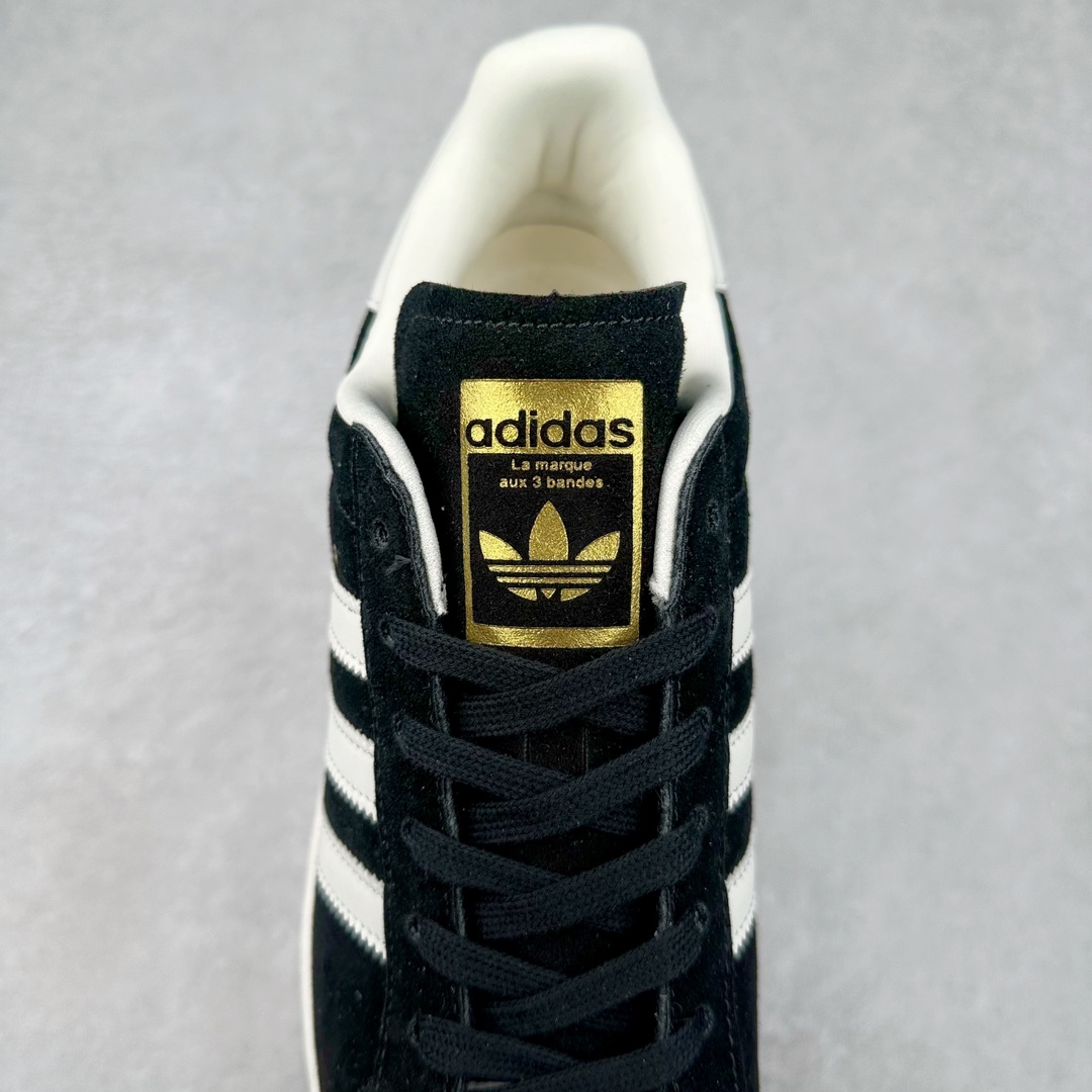 图片[5]-AD Originals Superstar 经典复古贝壳头板鞋 JH9159 诞生于1969年 是第一双将全皮面鞋 身与橡胶鞋头结合在一起的低帮篮球鞋 Superstar最开始 是作为高帮篮球鞋Pro Model的低帮版本而出现的 但因为其独特和醒目的橡胶鞋头造型而让大家熟知 被大家形象地称为\\\”shelltoe\\\”贝壳头 在70年代的美国职业篮球场上 接近3/4的NBA球员都将这双Superstar作为场上用鞋 80年代之后 经过不断的改良和发展 Superstar逐渐成为横跨时装、音乐、街头文化、休闲和运动等各大领域的时尚潮鞋 尺码：36 36.5 37 38 38.5 39 40 40.5 41 42 42.5 43 44 44.5 45-选品中心