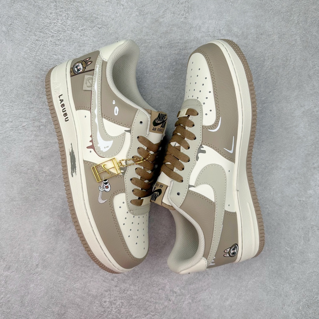 图片[3]-NK Air Force 1´07 Low 空军一号低帮百搭休闲运动板鞋 DB3301-331 柔软、弹性十足的缓震性能和出色的中底设计 横跨复古与现代的外型结合 造就出风靡全球 三十多年的Force 1 直到今天还深受青睐 尺码：36 36.5 37.5 38 38.5 39 40 40.5 41 42 42.5 43 44 44.5 45-选品中心