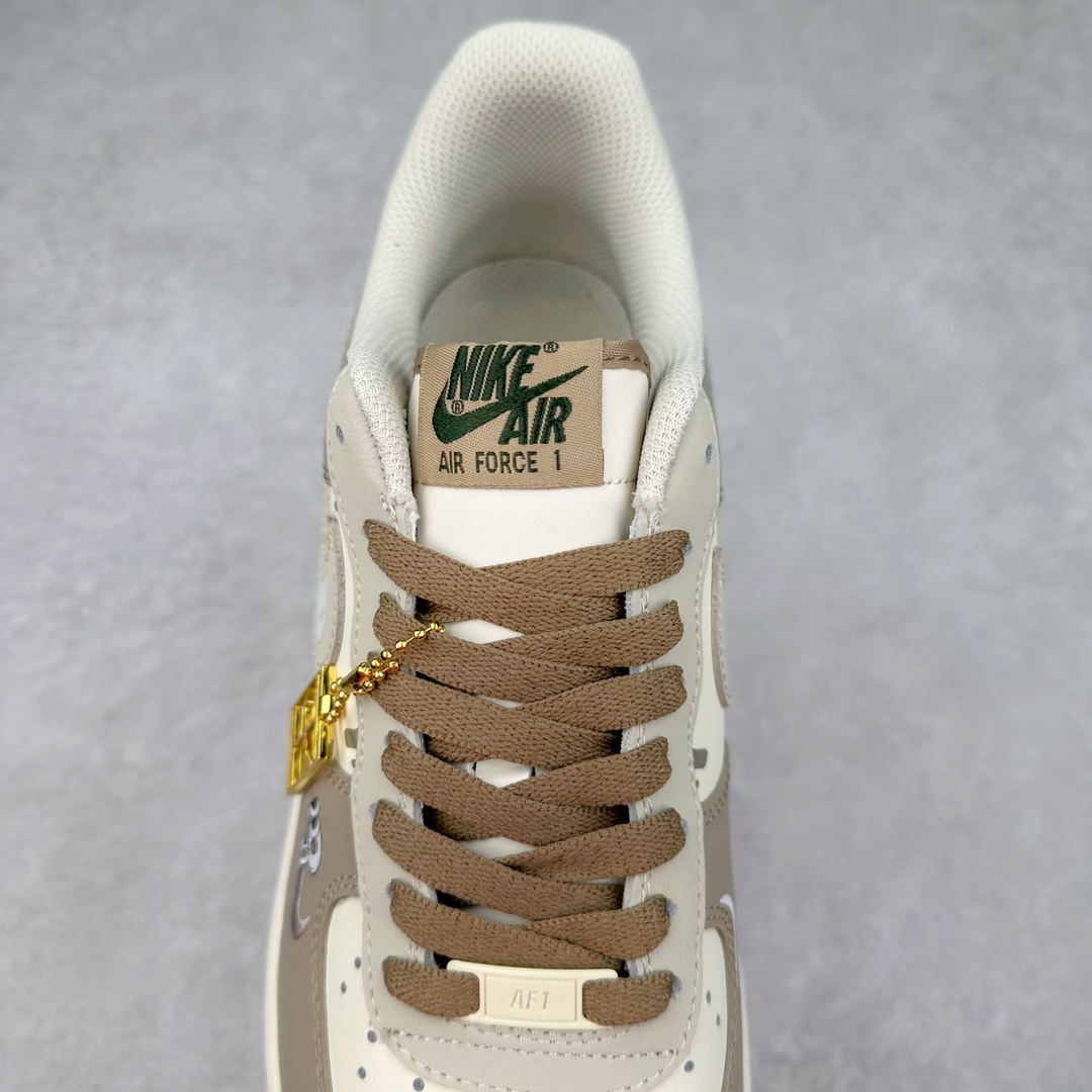 图片[5]-NK Air Force 1´07 Low 空军一号低帮百搭休闲运动板鞋 DB3301-331 柔软、弹性十足的缓震性能和出色的中底设计 横跨复古与现代的外型结合 造就出风靡全球 三十多年的Force 1 直到今天还深受青睐 尺码：36 36.5 37.5 38 38.5 39 40 40.5 41 42 42.5 43 44 44.5 45-选品中心