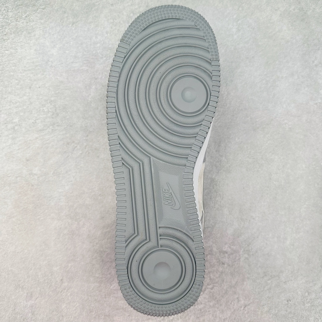 图片[9]-NK Air Force 1´07 Low 空军一号低帮百搭休闲运动板鞋 KK3333-004 柔软、弹性十足的缓震性能和出色的中底设计 横跨复古与现代的外型结合 造就出风靡全球 三十多年的Force 1 直到今天还深受青睐 尺码：36 36.5 37.5 38 38.5 39 40 40.5 41 42 42.5 43 44 44.5 45-选品中心