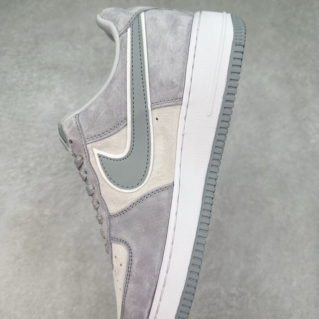 图片[7]-NK Air Force 1´07 Low 空军一号低帮百搭休闲运动板鞋 KK3333-004 柔软、弹性十足的缓震性能和出色的中底设计 横跨复古与现代的外型结合 造就出风靡全球 三十多年的Force 1 直到今天还深受青睐 尺码：36 36.5 37.5 38 38.5 39 40 40.5 41 42 42.5 43 44 44.5 45-选品中心