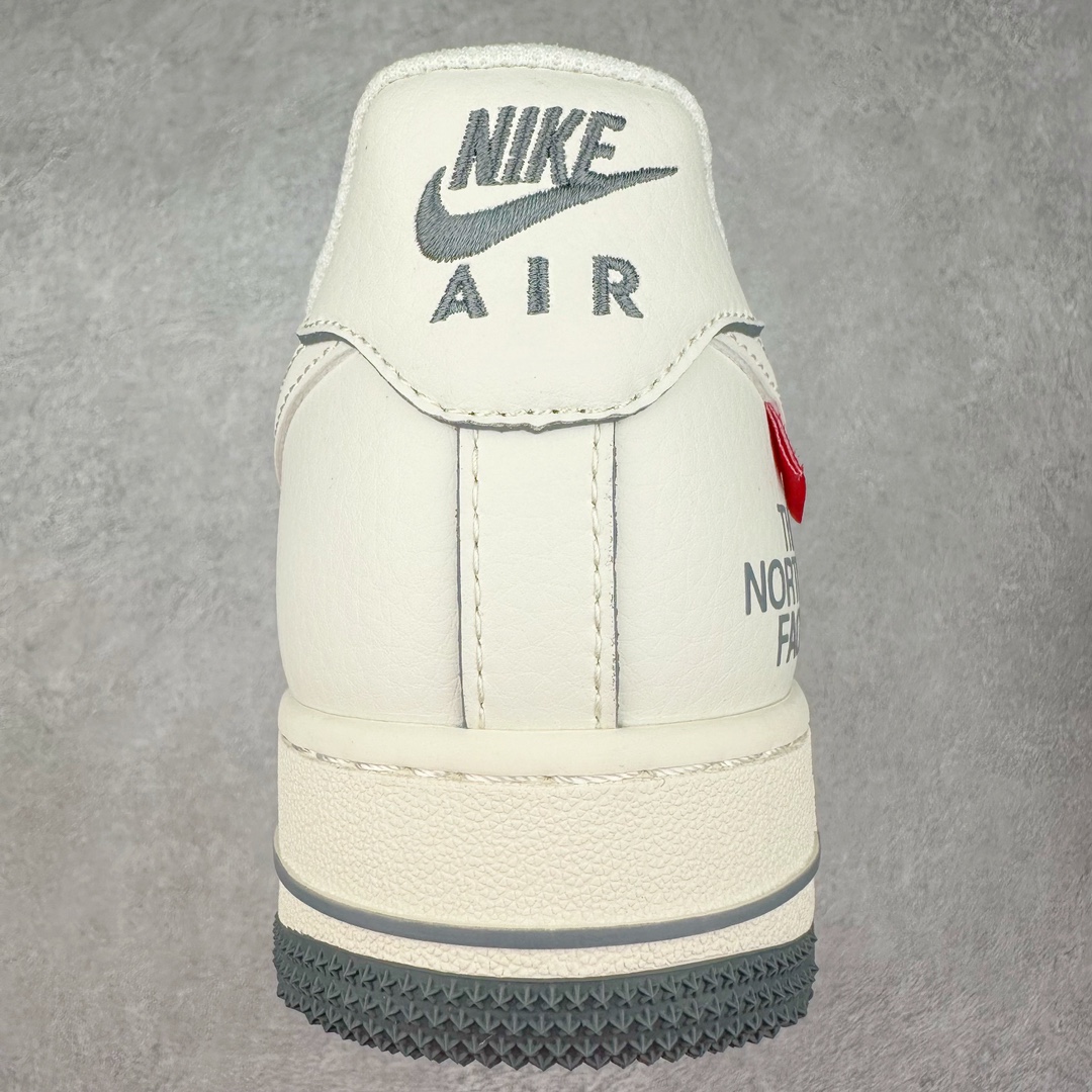 图片[8]-NK Air Force 1´07 Low 空军一号低帮百搭休闲运动板鞋 XZ1996-710 柔软、弹性十足的缓震性能和出色的中底设计 横跨复古与现代的外型结合 造就出风靡全球 三十多年的Force 1 直到今天还深受青睐 尺码：36 36.5 37.5 38 38.5 39 40 40.5 41 42 42.5 43 44 44.5 45-选品中心