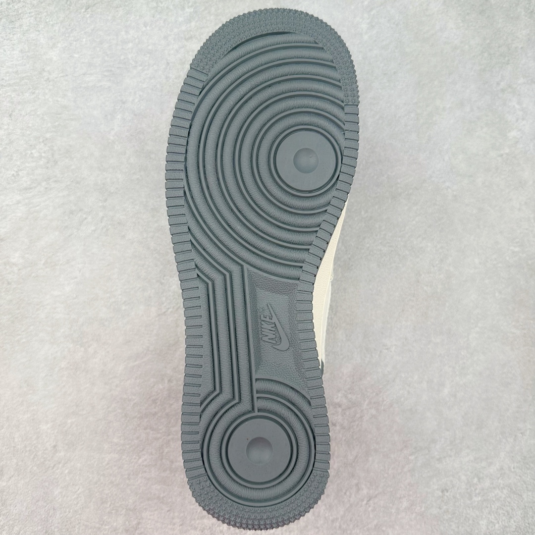 图片[9]-NK Air Force 1´07 Low 空军一号低帮百搭休闲运动板鞋 XZ1996-710 柔软、弹性十足的缓震性能和出色的中底设计 横跨复古与现代的外型结合 造就出风靡全球 三十多年的Force 1 直到今天还深受青睐 尺码：36 36.5 37.5 38 38.5 39 40 40.5 41 42 42.5 43 44 44.5 45-选品中心