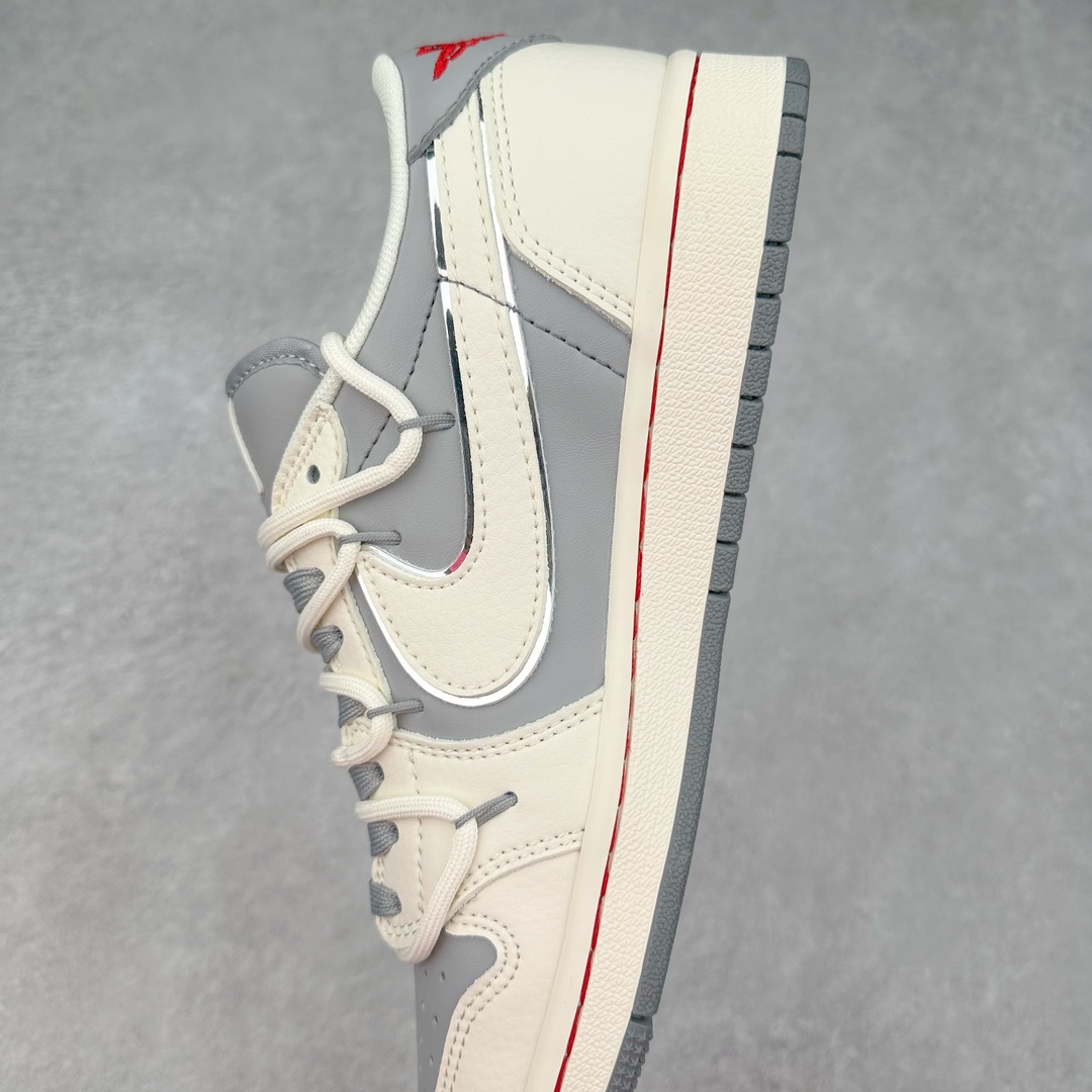 图片[7]-TS x Air Jordan AJ1 Low 倒钩低帮联名定制配色 SJ0086-137 原厂内置气垫魔块 A模大底 头层小牛皮 鞋舌AJ原厂专用牛津布+AJ专用反口珍珠布+原厂无杂质高弹内里海棉+特殊封边弹力鞋带 尺码：36 36.5 37.5 38 38.5 39 40 40.5 41 42 42.5 43 44 44.5 45 46 47.5-选品中心
