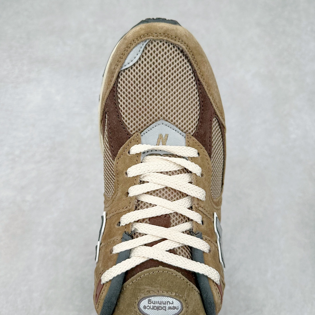 图片[4]-＃特价福利 New Balance NB2002系列 男女休闲慢跑鞋 必备的时髦单品之一 最新出的2002R系列 这款延续了经典科技 升级版N-ERGY缓震物料机能与材质上脚太舒适了 鞋面的柔软麂皮搭配尼龙网布 特别透气而且还复古感 不管是搭配牛仔裤还工装裤都是百搭！小红书众多博主上脚推荐！尺码：40 41 42 43 44 45-选品中心